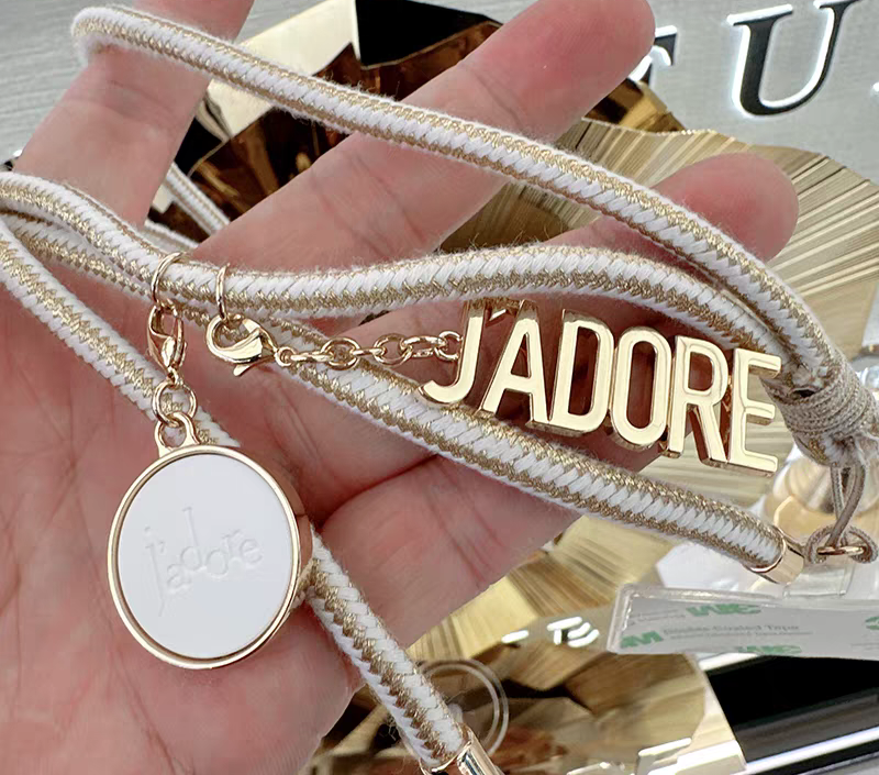 Dior Beauty 真我Logo 電話掛繩 可調較至斜咩