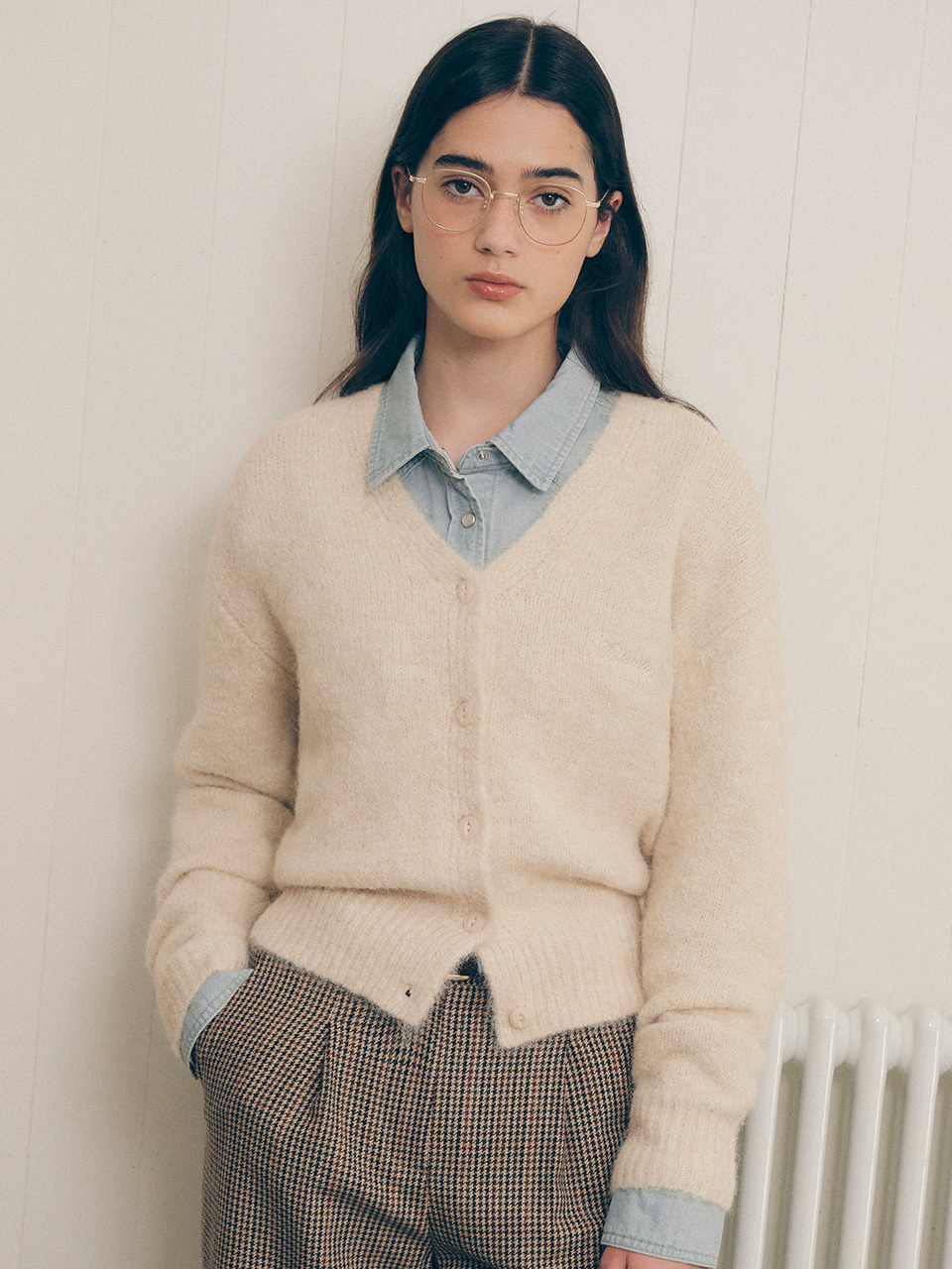 ROLAROLA HAIRY V NECK CARDIGAN BEIGE