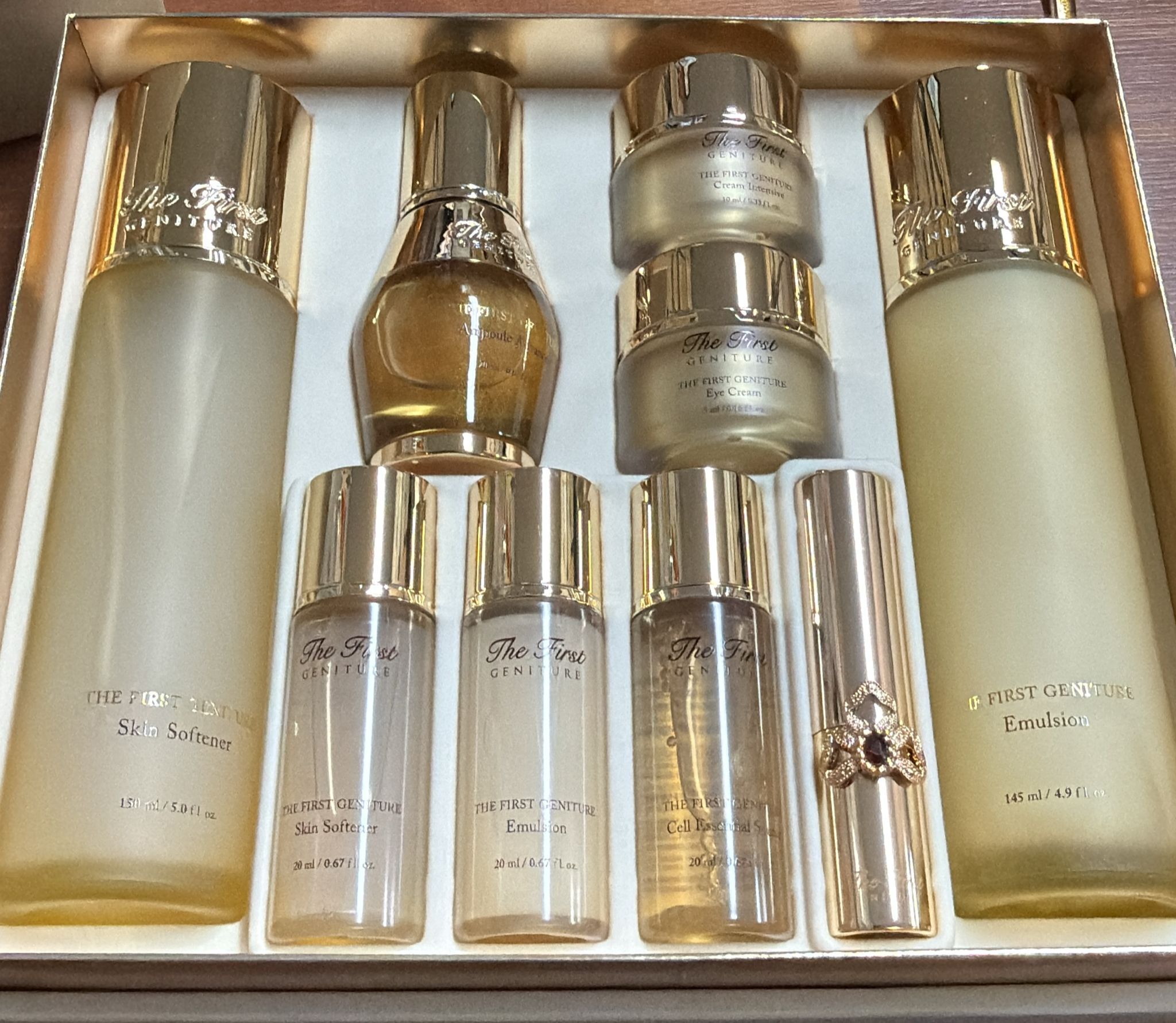 KE1328  歐惠極致三件套安瓶 $659