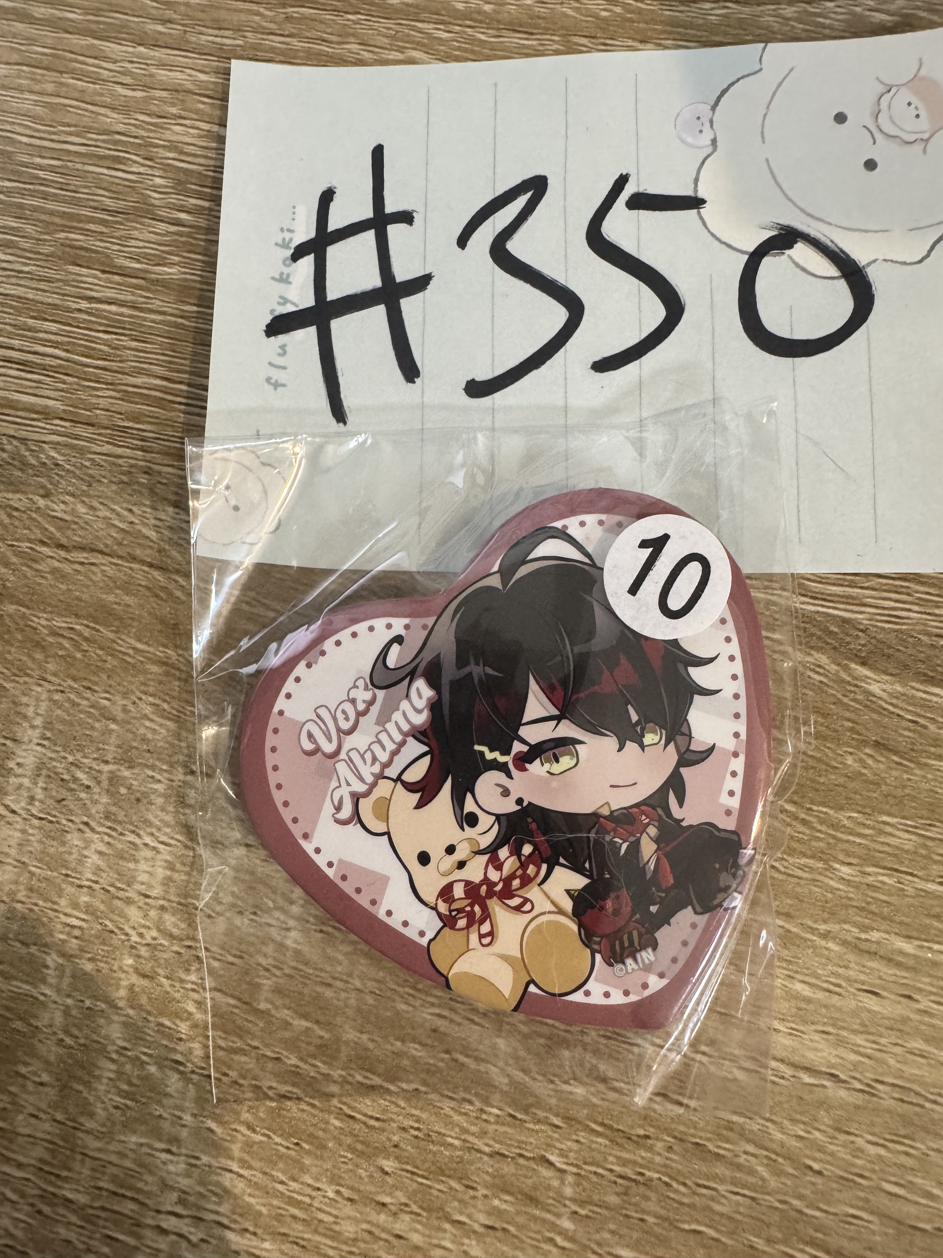 彩虹社 VOX 襟章  #350