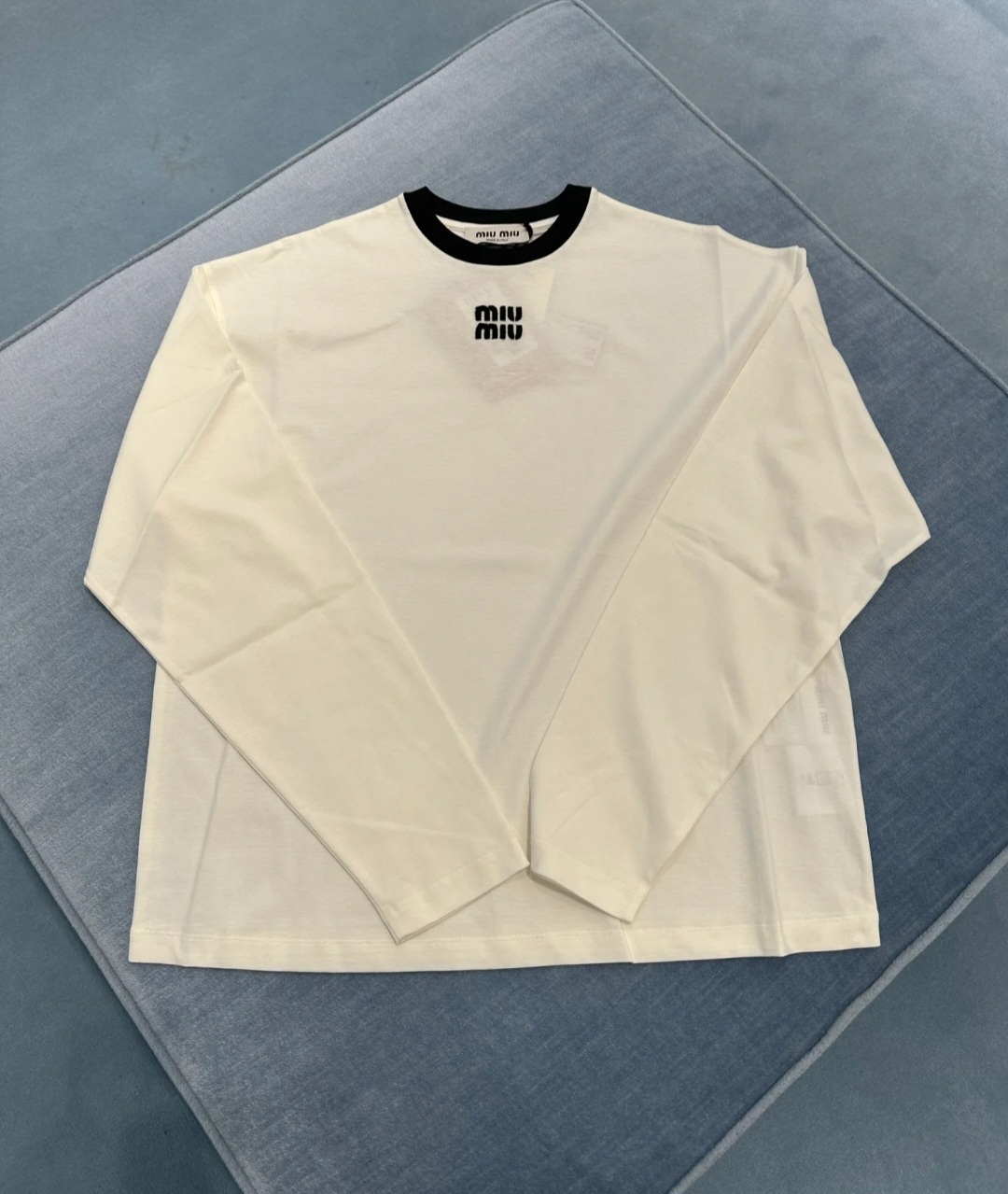Miu Miu Basic 白色 貼布Logo Tee