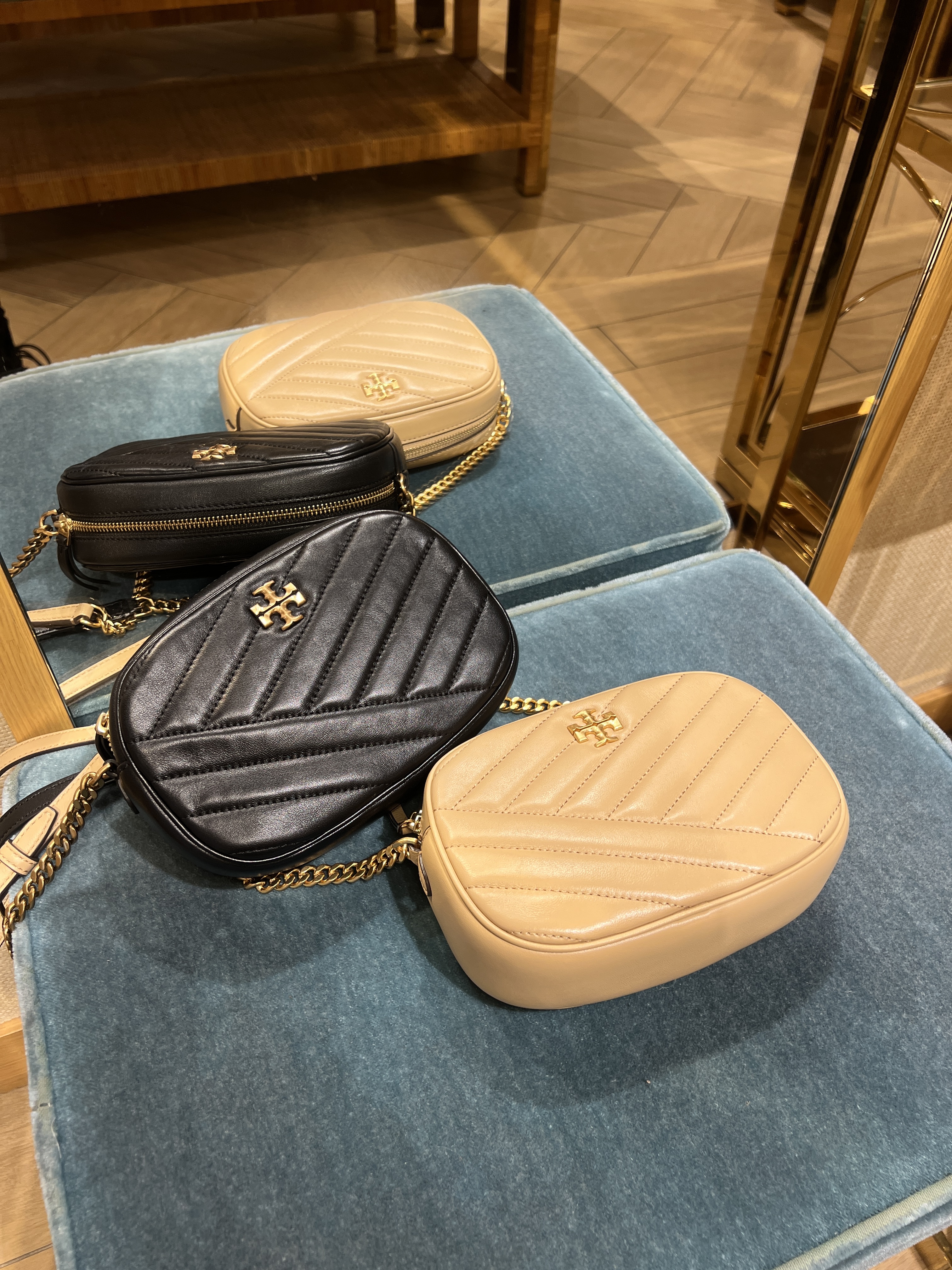 Tory Burch Kira Chevron Camer bag 2 colors