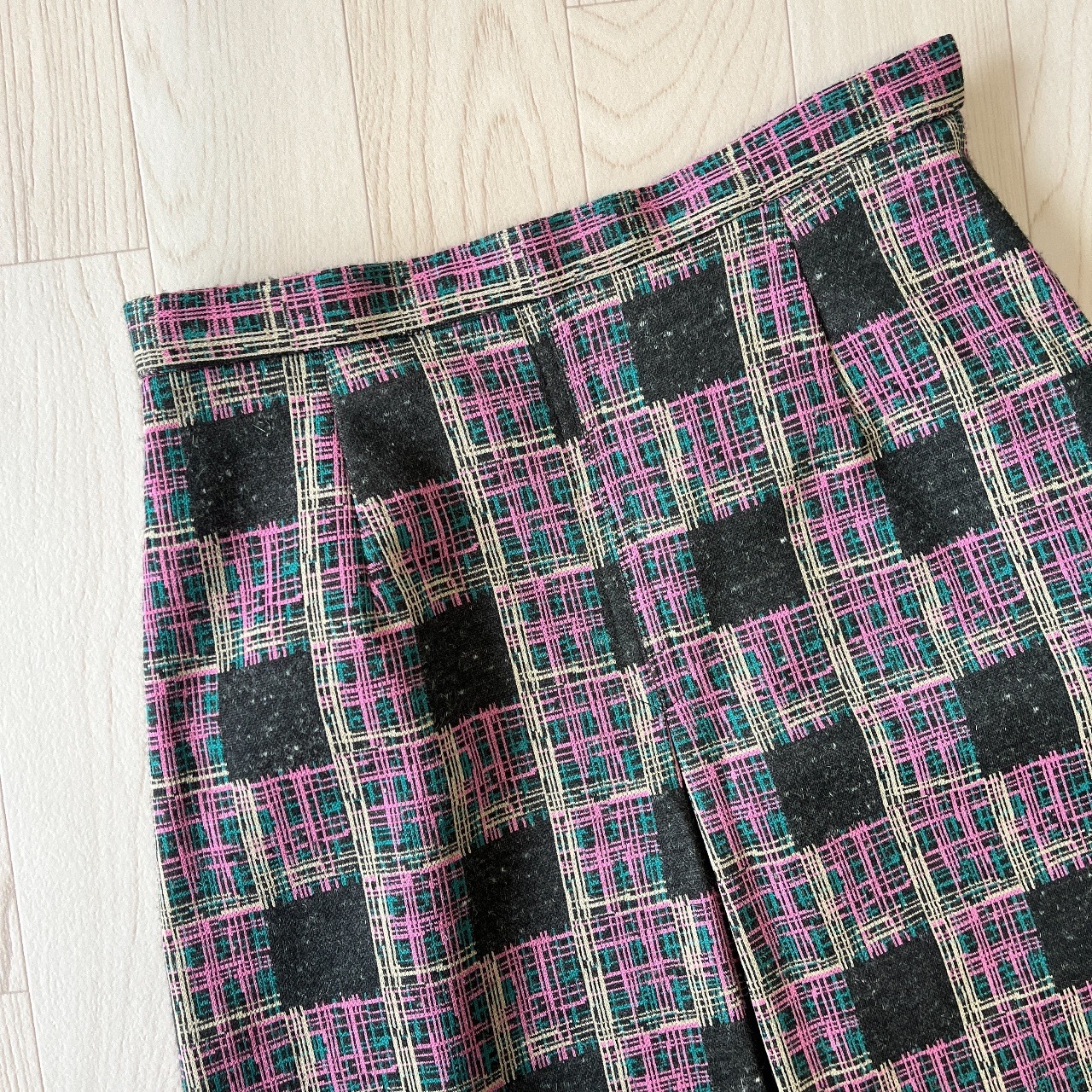 粉紅色配灰色大格紋針織半裙