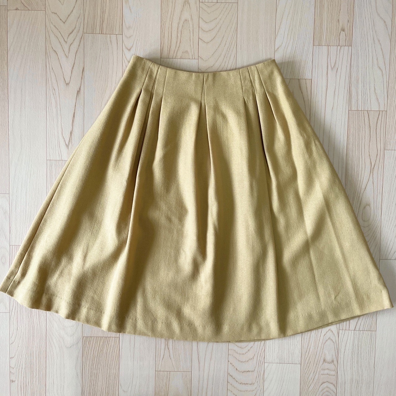 Mackintosh Philosophy米色羊毛半裙