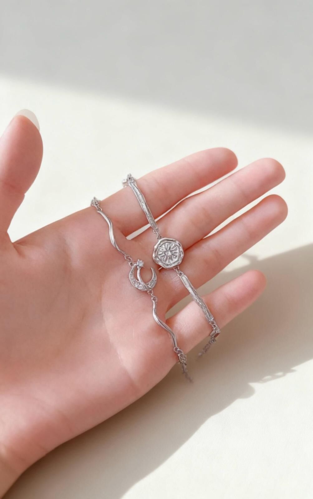 「☀️日月」情侶手鏈 | S925純銀或鍍銀 | 免費刻字