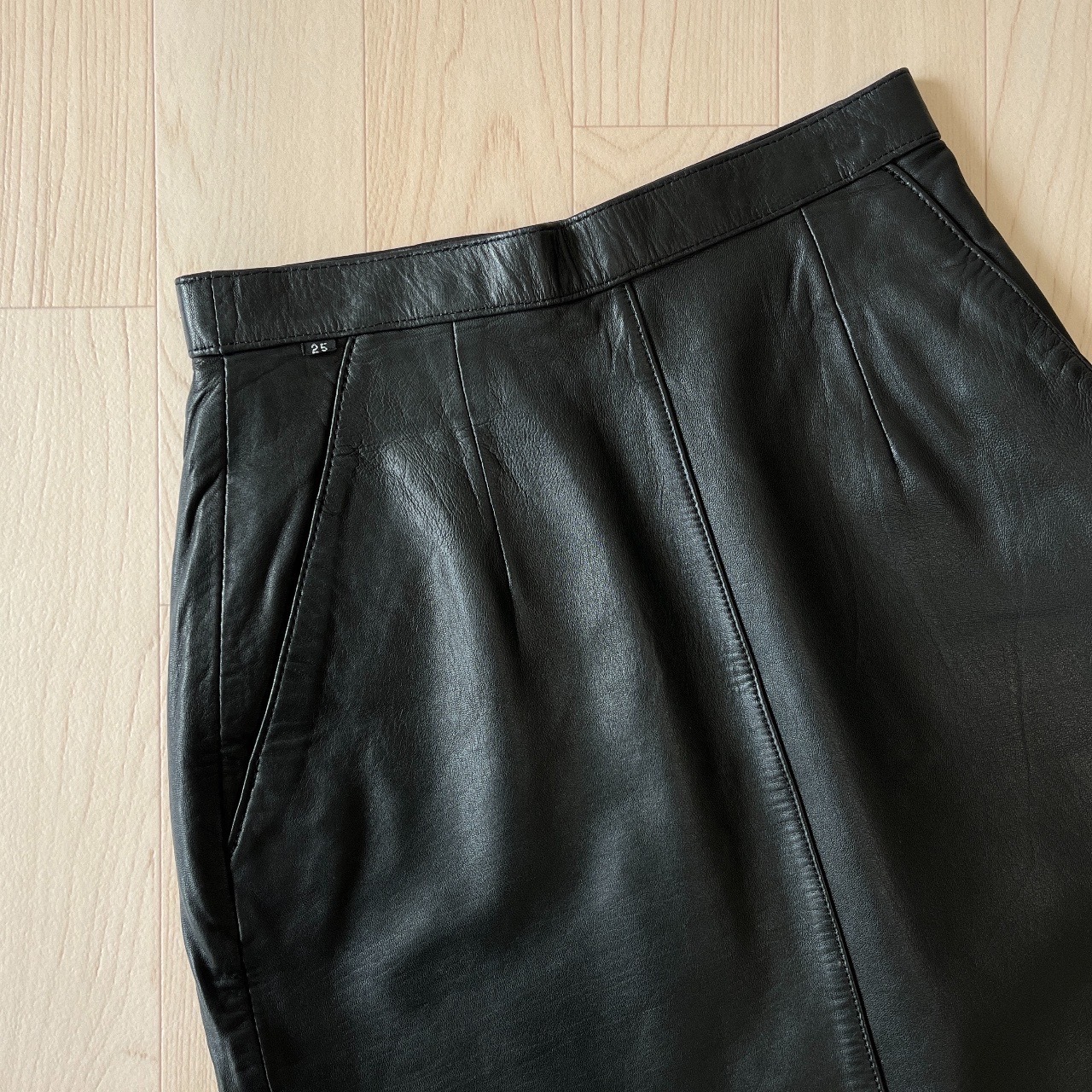 黑色古著羊皮短裙