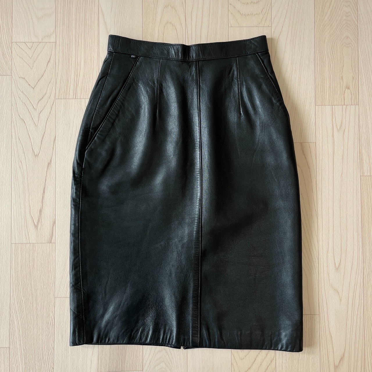 黑色古著羊皮短裙