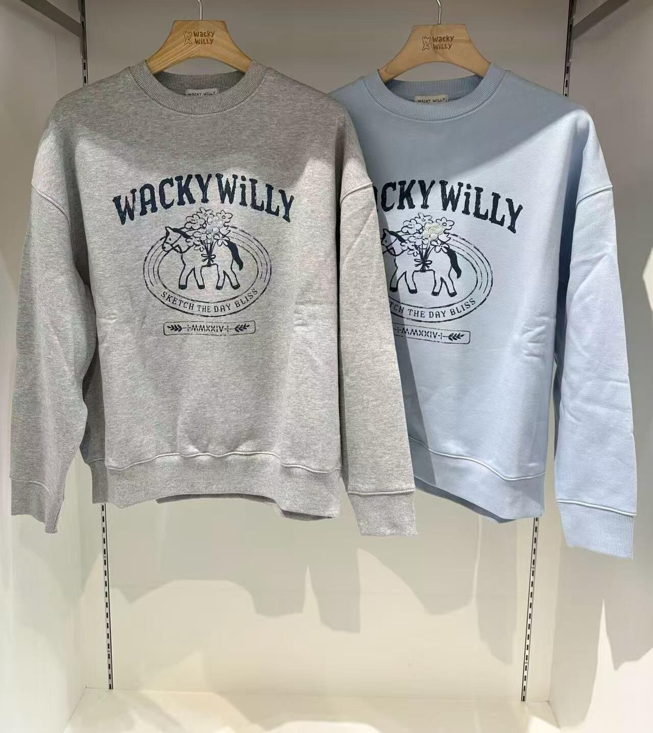 Wacky Willy 小馬花卉印花純色衛衣（K11 BR722）