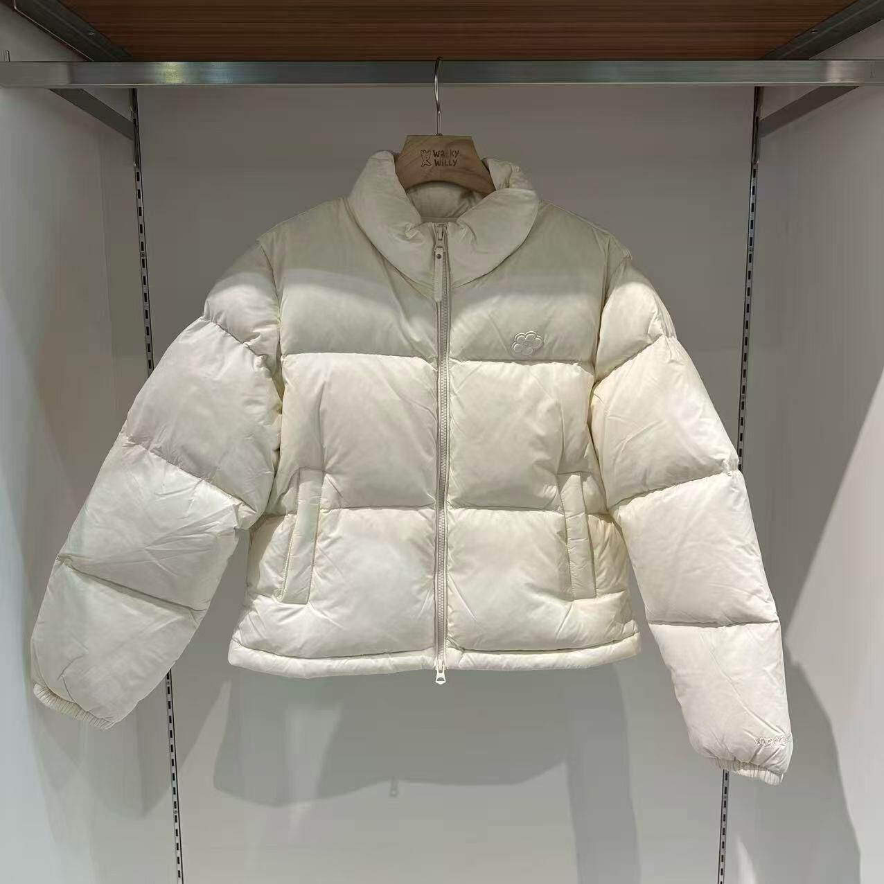 wacky Willy 短款亮面時尚羽絨服（K11 BR728）