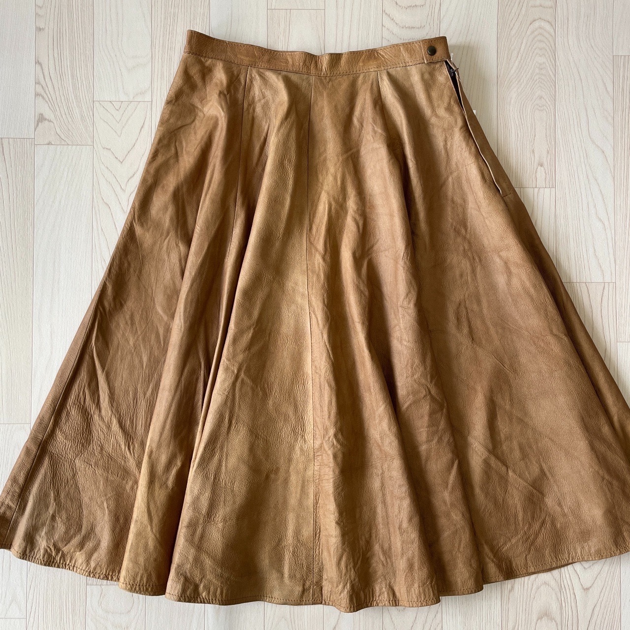 啡色真皮半裙