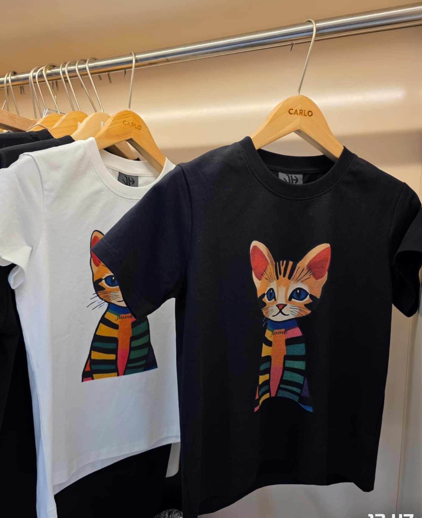 KE1420   JUNHE 貓貓Tee