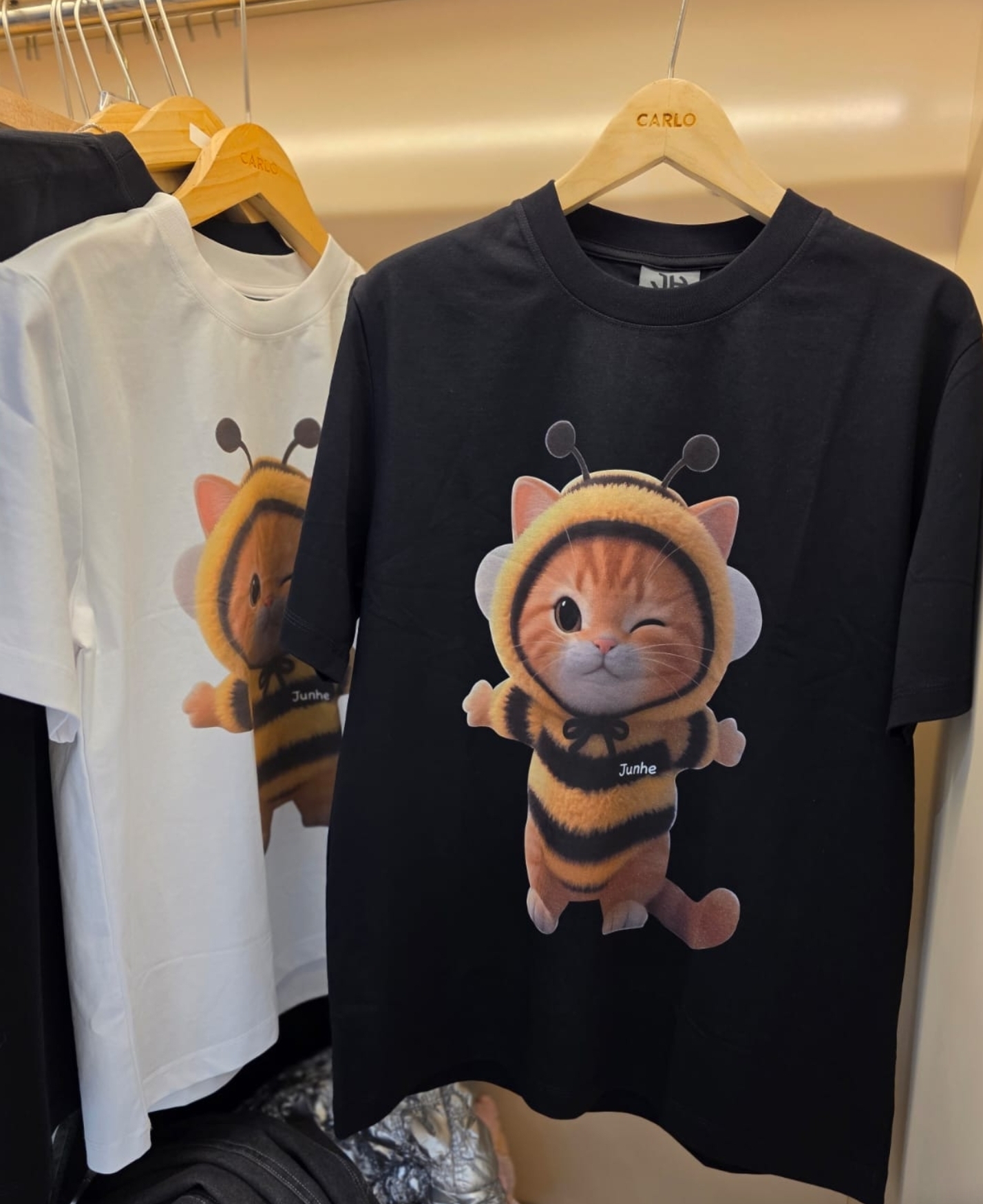 KE1421   JUNHE 貓貓Tee