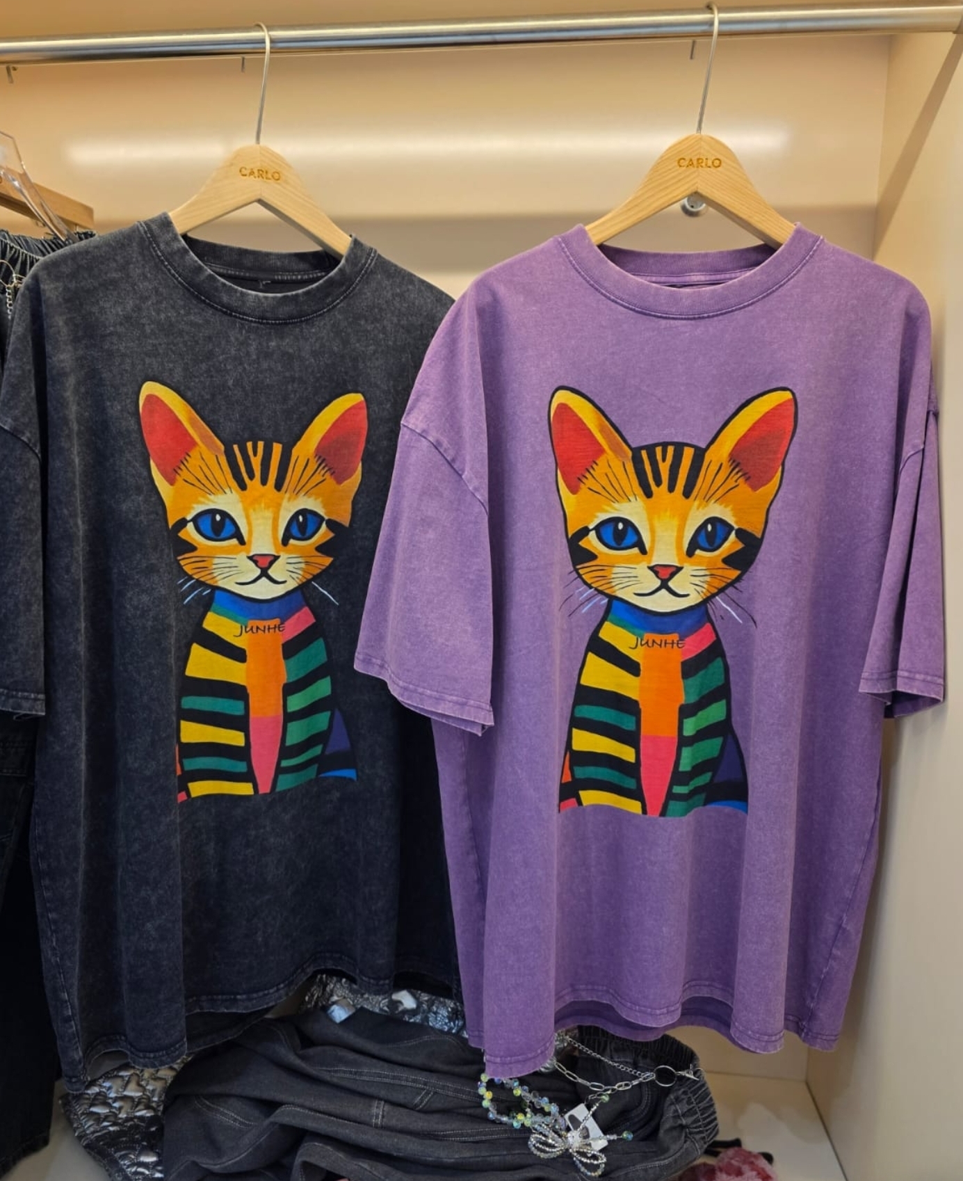 KE1425  JUNHE 洗水貓貓Tee