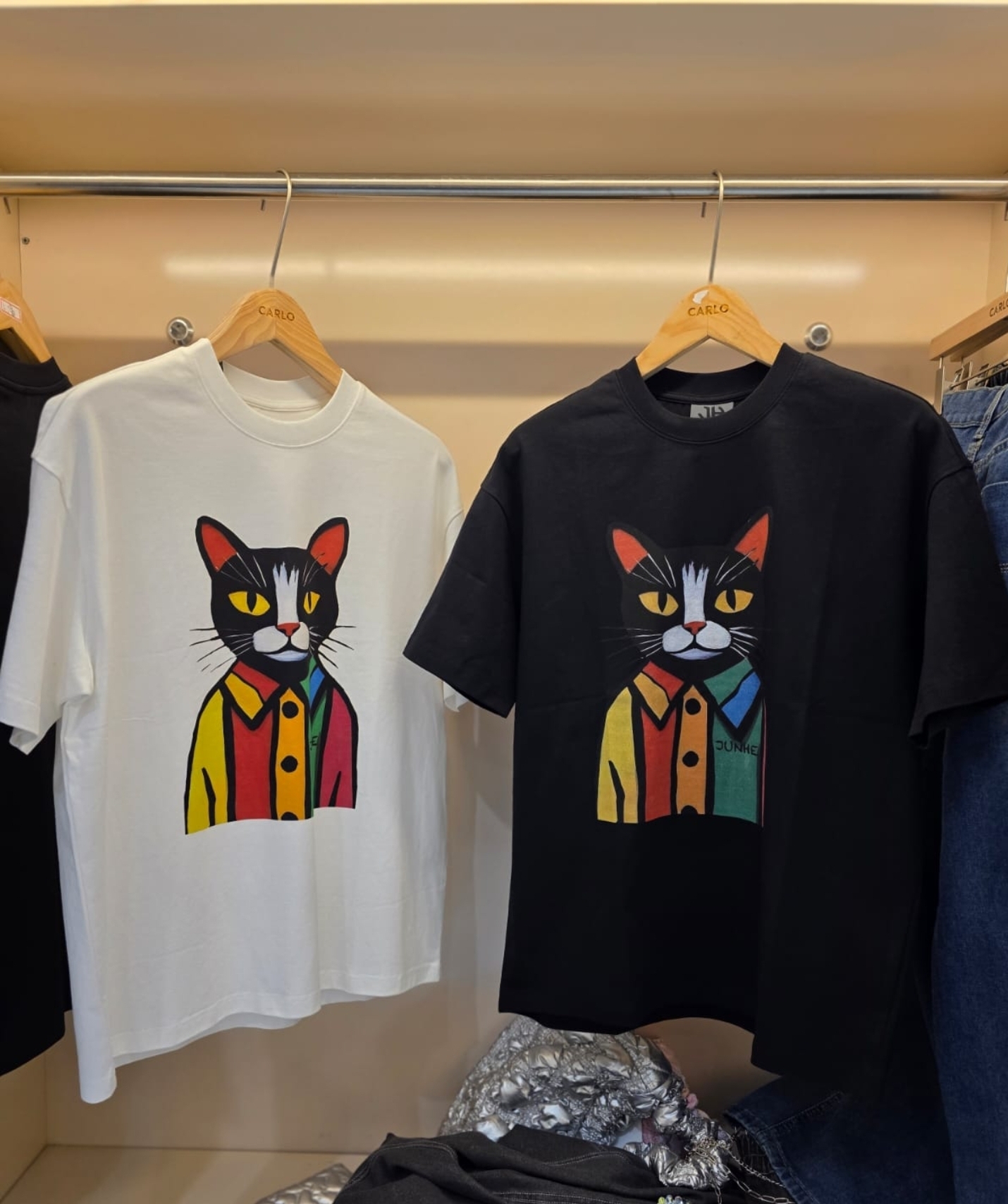 KE1428  JUNHE 貓貓Tee