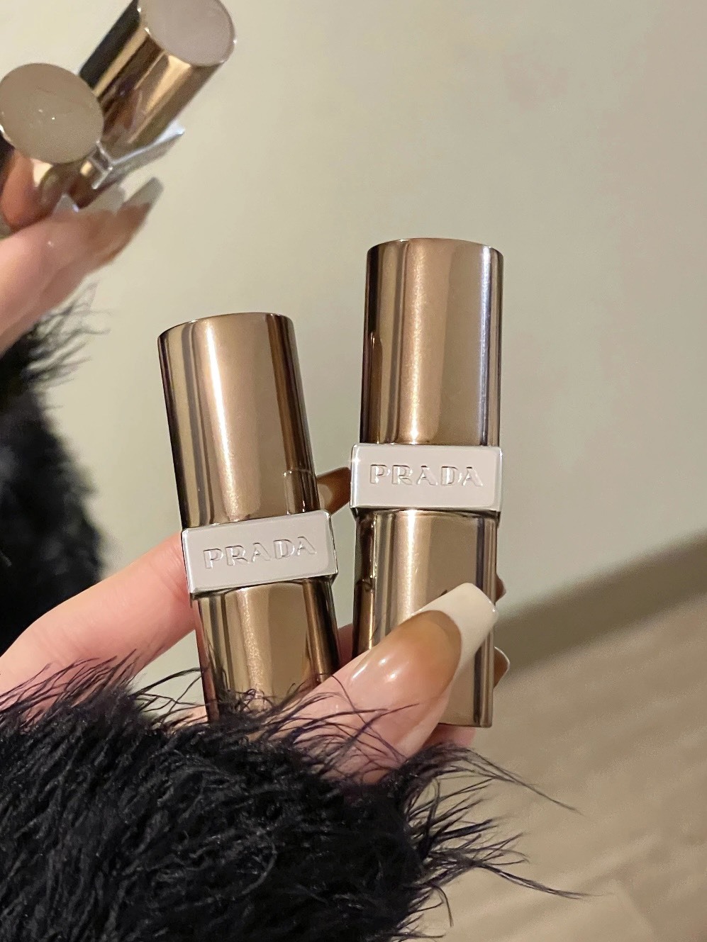 <快速出貨> Prada 尼龍柔霧唇膏 摩卡限定版 #B101 #B107 🤎