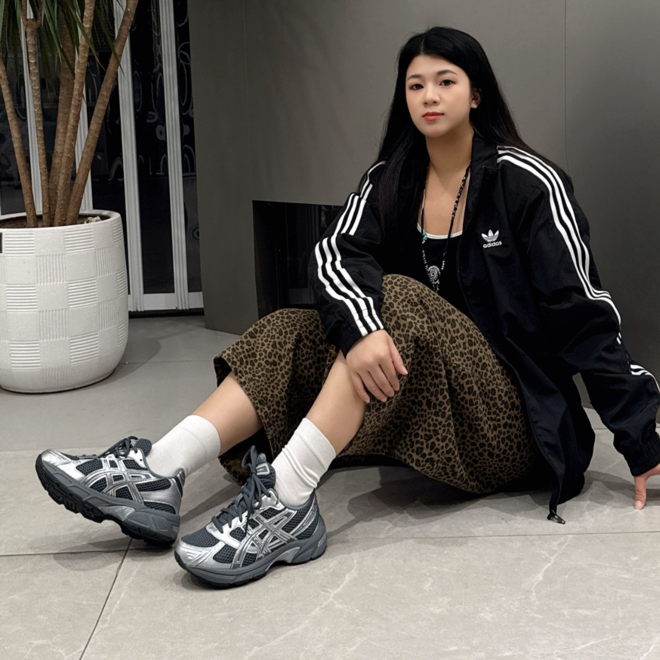 NICEDAY 代購 Asics Gel-1130 復古風 科技 銀 復古 灰銀 1201A934-020