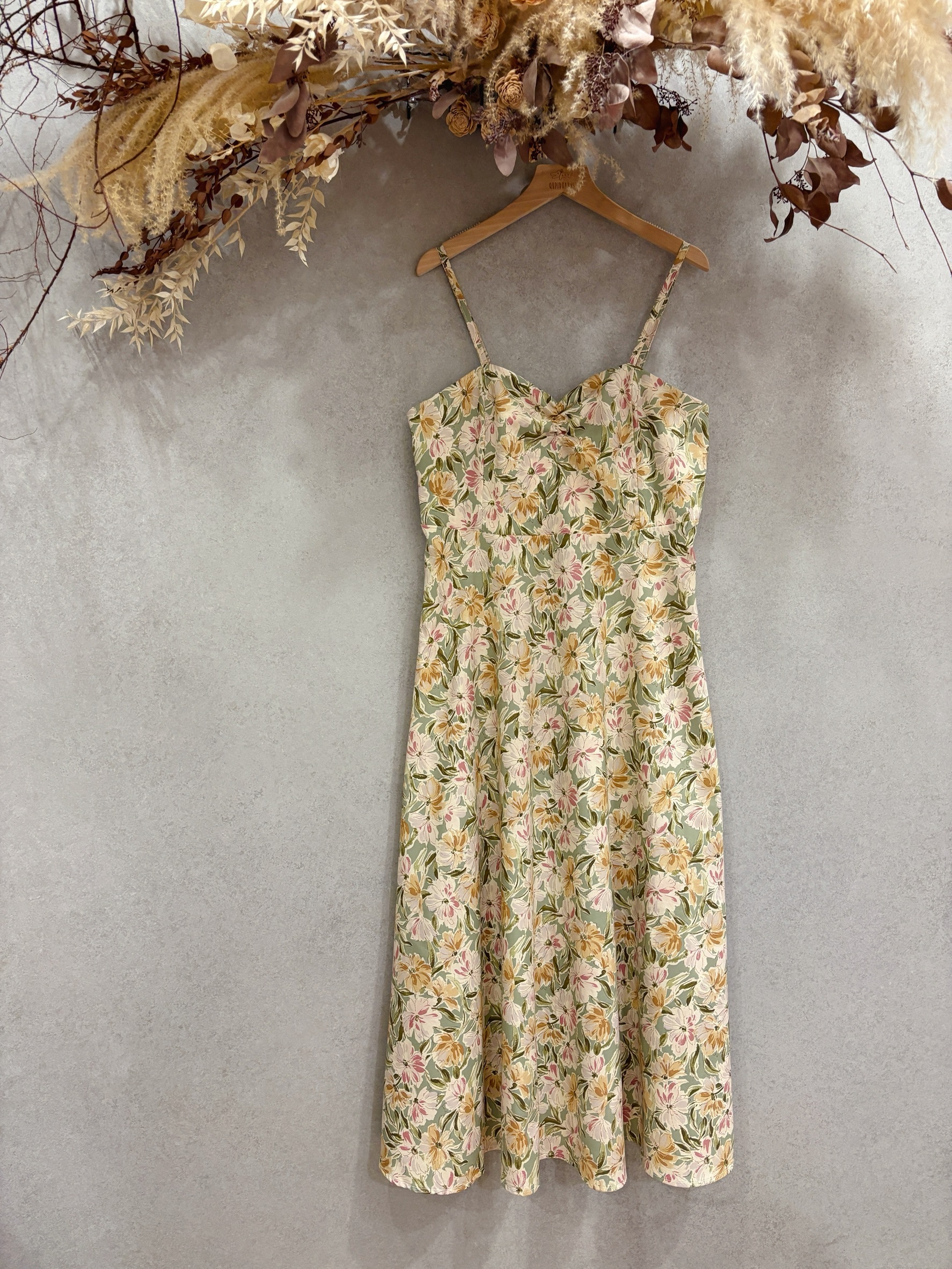 溫柔嫩綠花卉 媽咪白雪公主長洋裝（M）