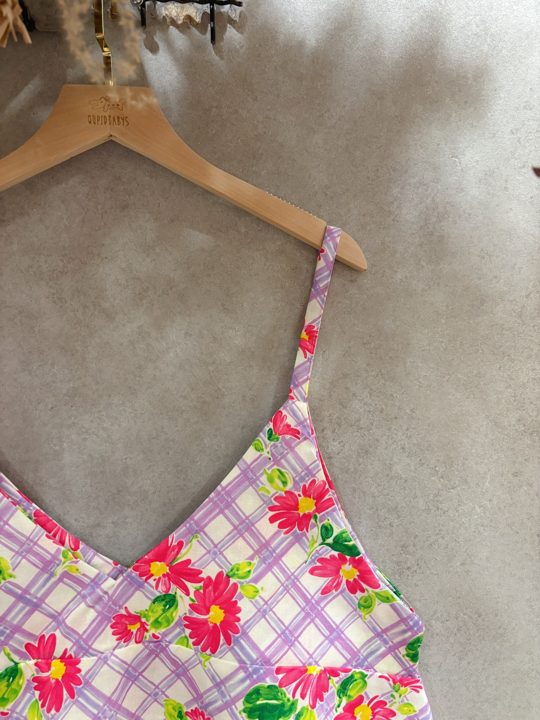 紫格花卉 媽咪細肩帶傘狀背心