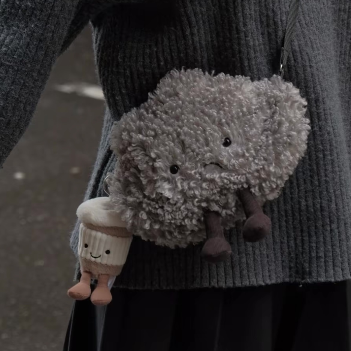 JELLYCAT 咖啡隨行杯 絨毛吊飾 可愛療癒 趣味 配件