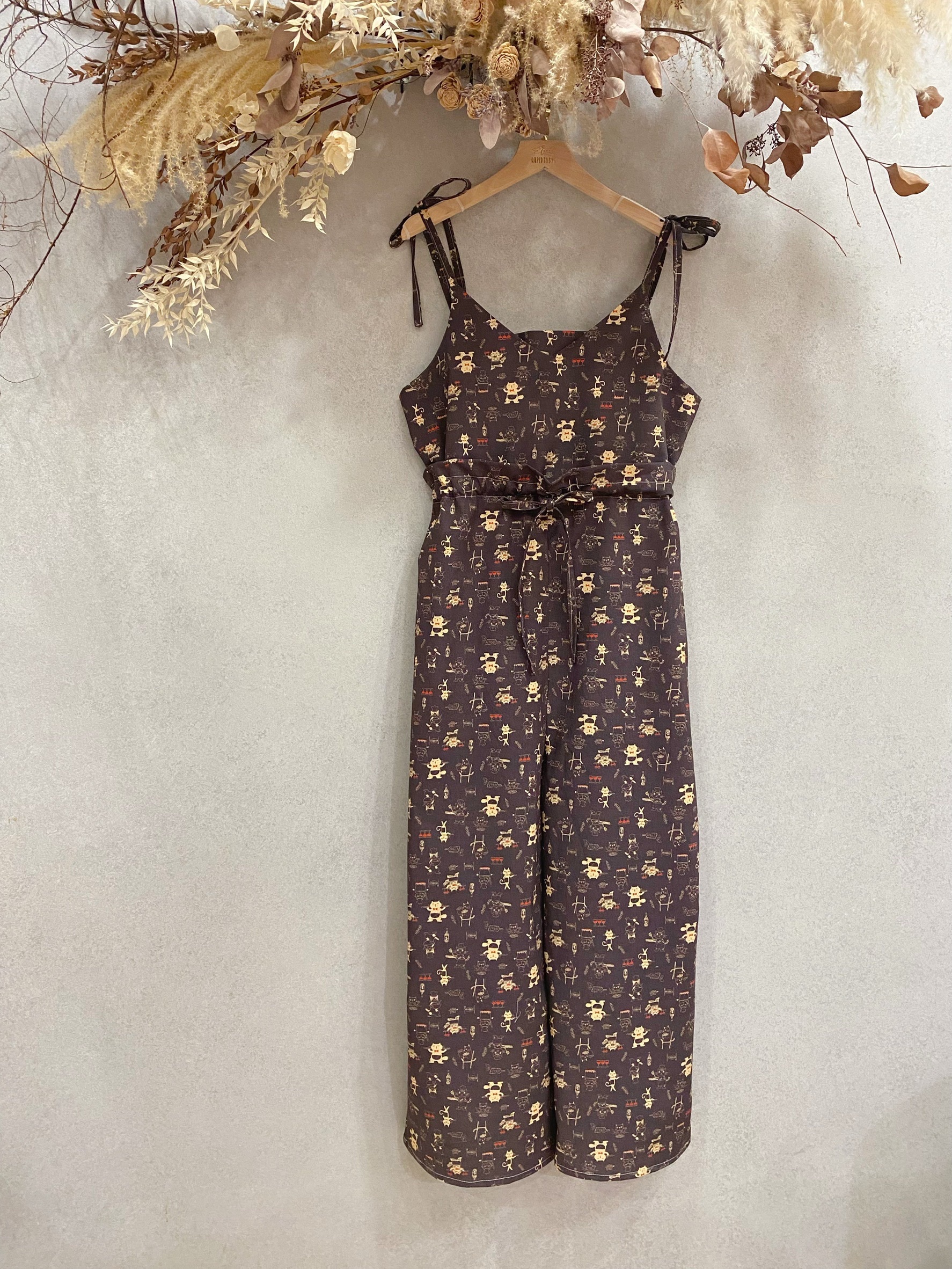 貓貓餐酒館 媽咪綁帶花苞長寬褲