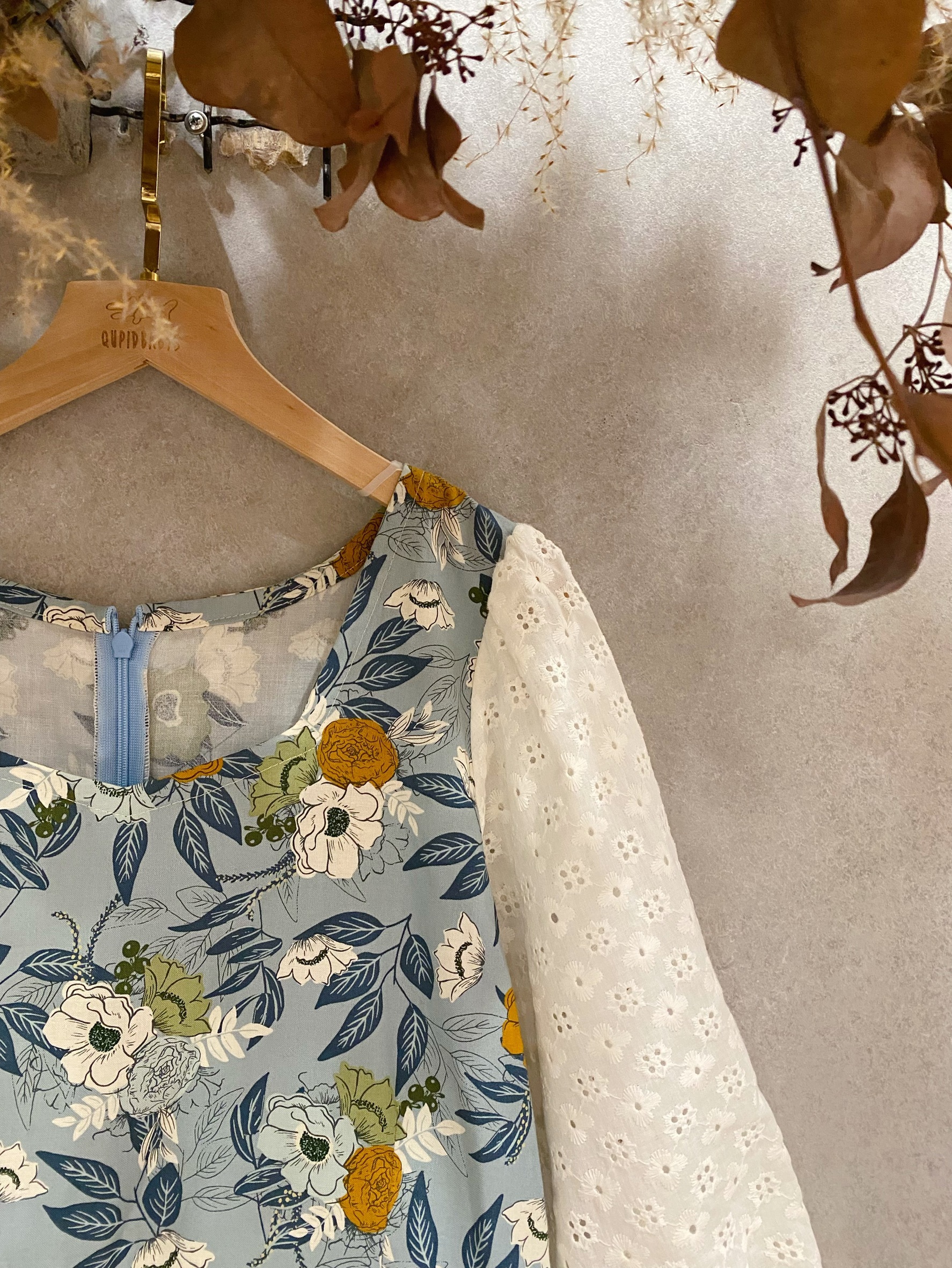 莫蘭迪花卉 媽咪桃心領長袖長洋裝