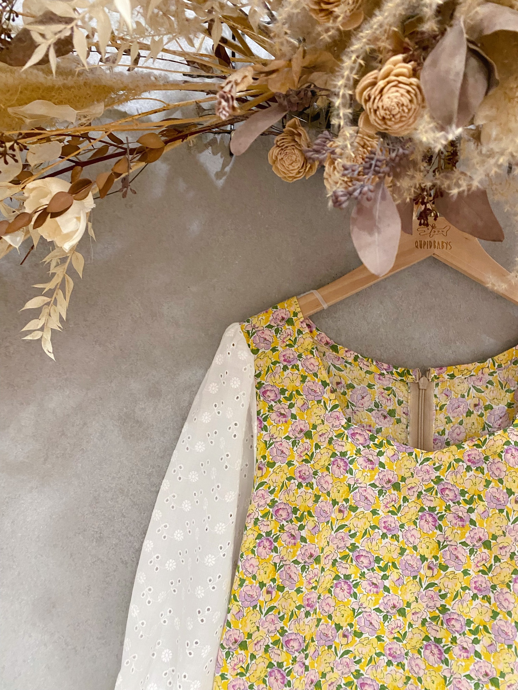 黃紫小花 媽咪桃心領長袖長洋裝