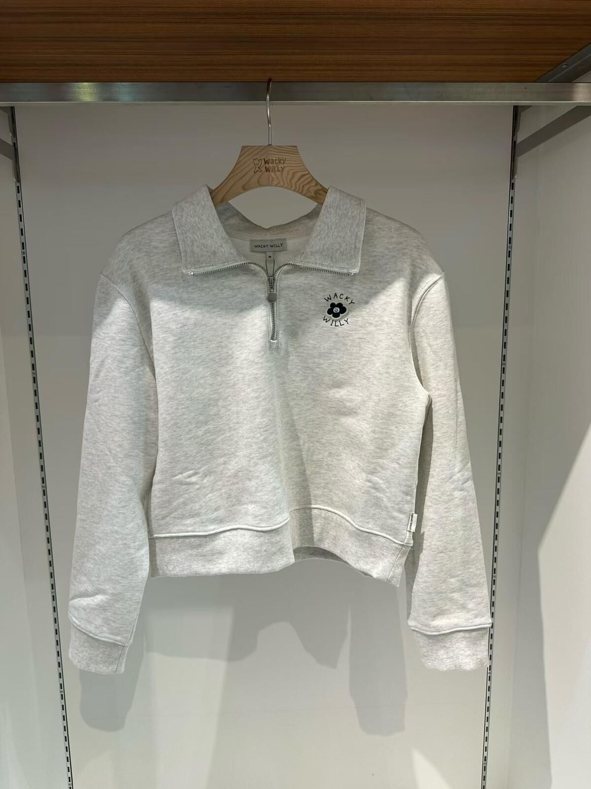 Wacky Willy 女款小花朵長袖襯衫（K11 BR756）