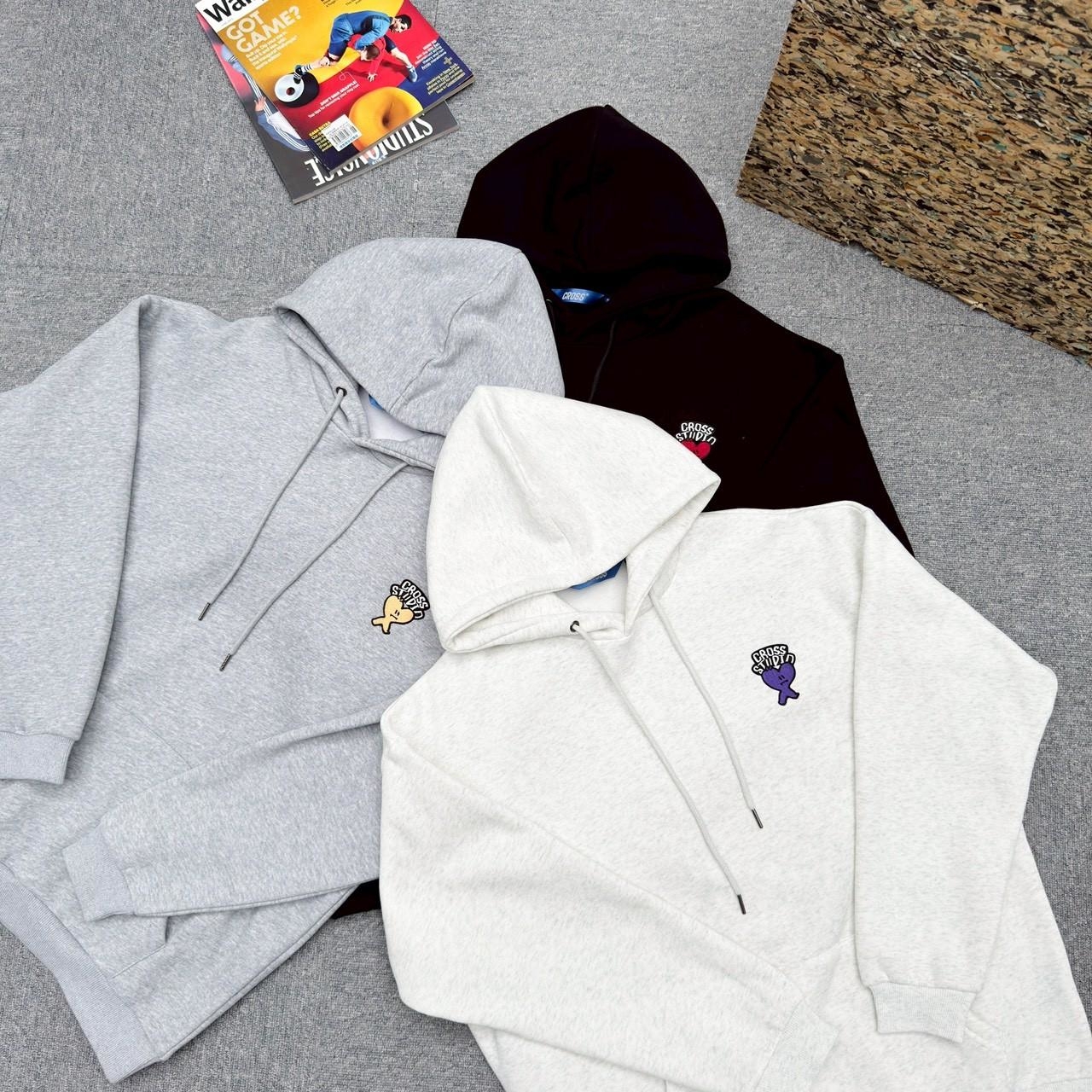 CROSS STUDIO刺繡跳色愛心帽T 81114