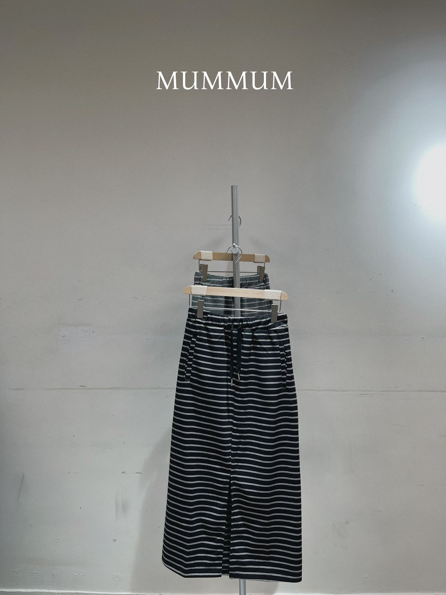 03612a/ 優雅雙重橫間開衩裙 28-42/40/34