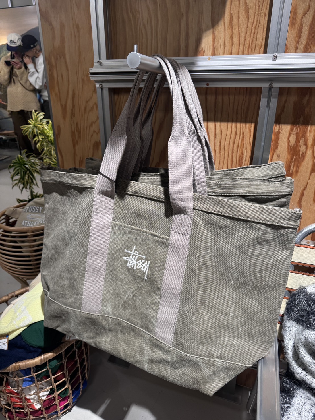 Stussy 硬挺刷舊托特包 水洗綠