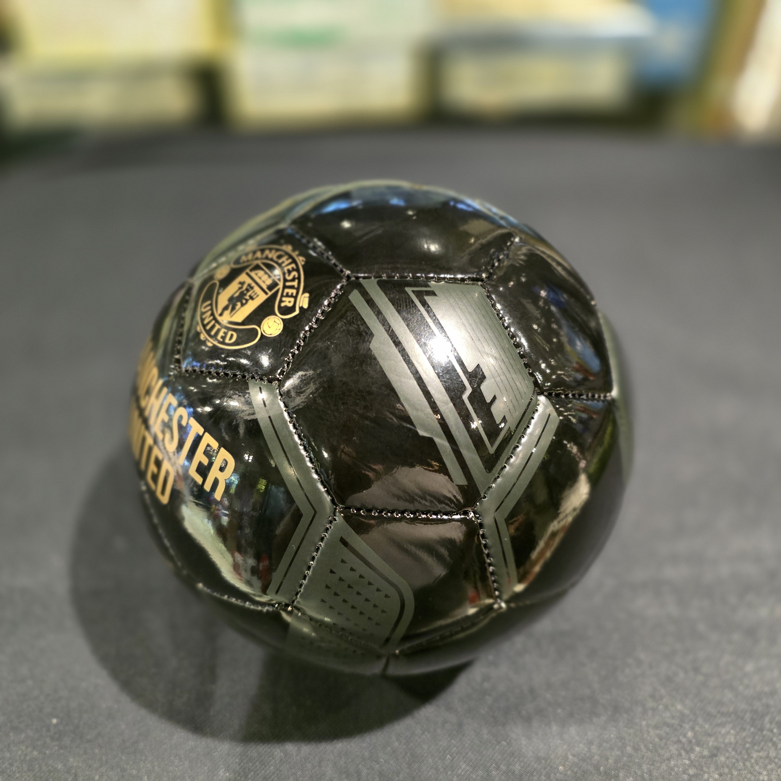 曼聯黑色1號足球