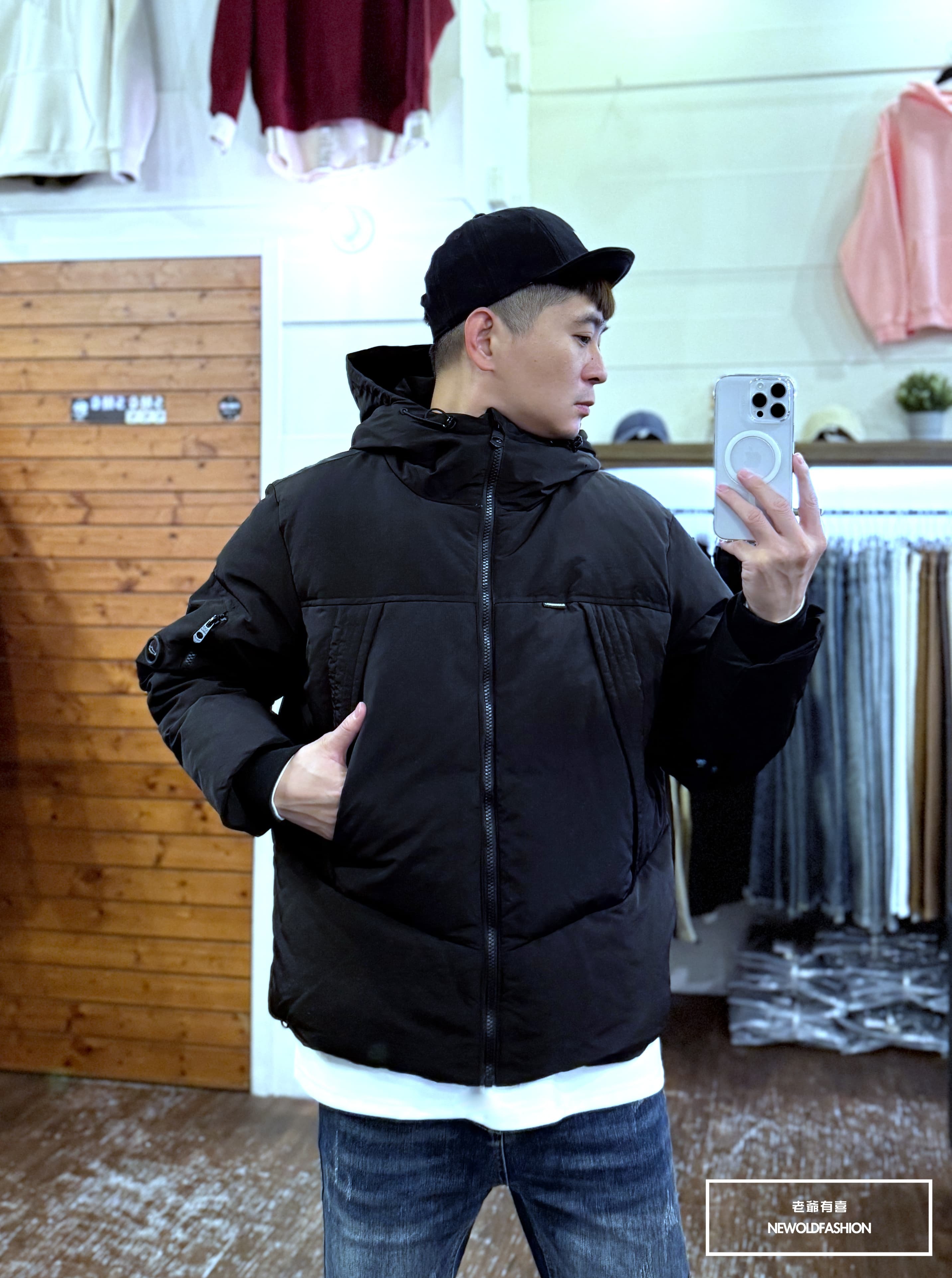 『新品上市』重磅異材質拼接斜拉鍊羽絨外套(NOF25106063)-黑