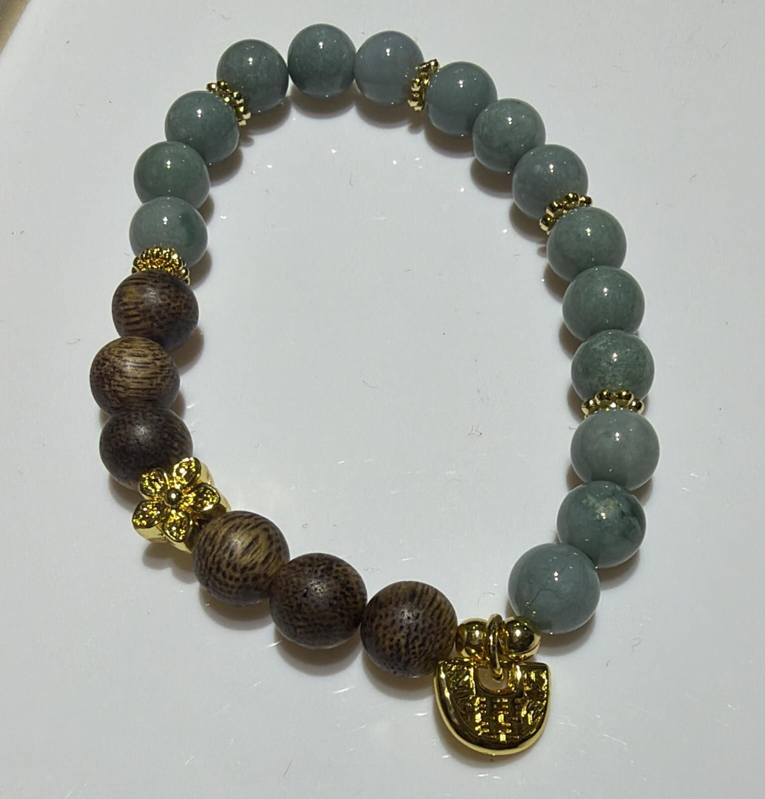 251115 -C19 8mm+沉香xA貨翡翠設計款手串