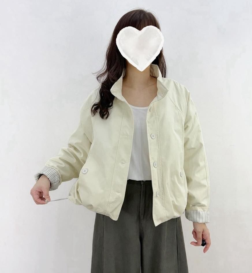 【俐落不厚重的立領內條紋舖棉外套】（現貨）