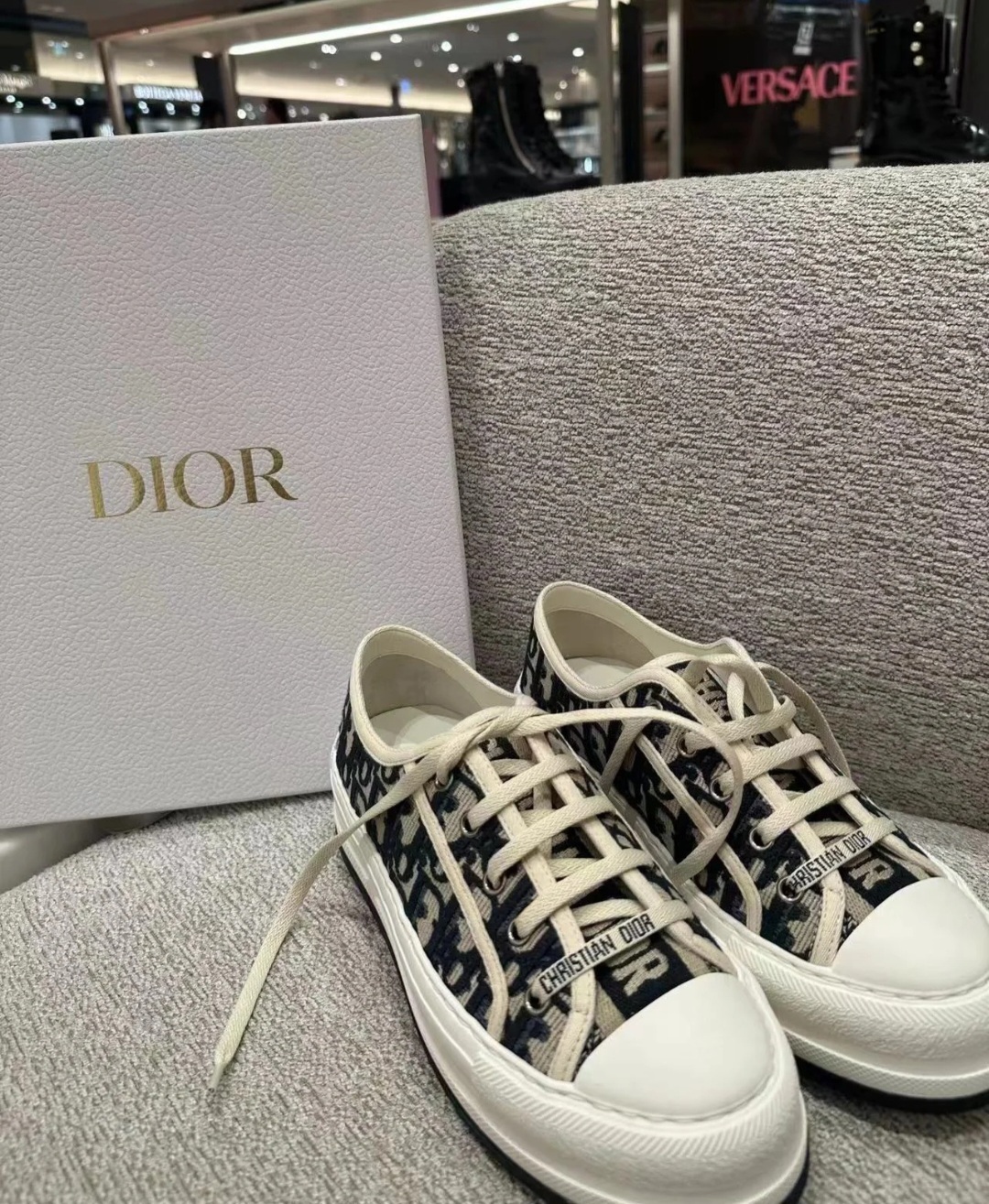 DIOR 深色刺繡厚底 女款 休閑鞋