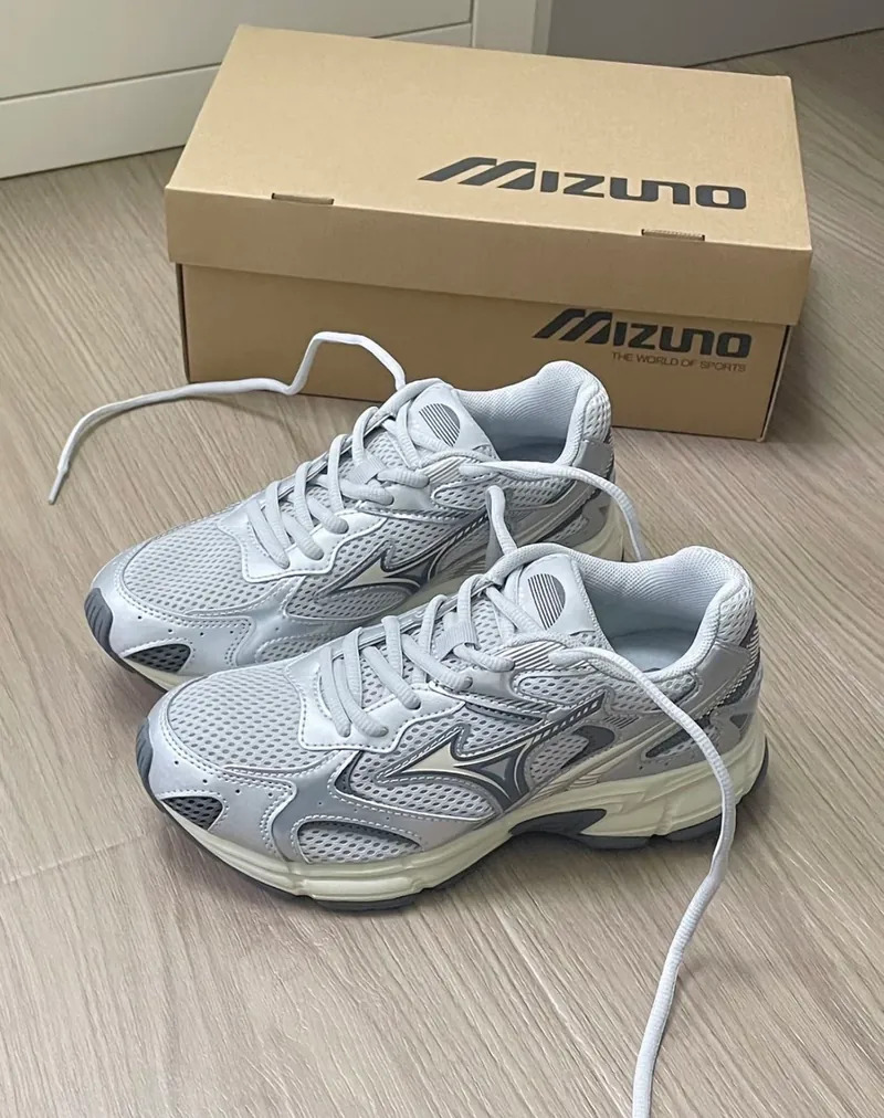 mizuno speed 2k