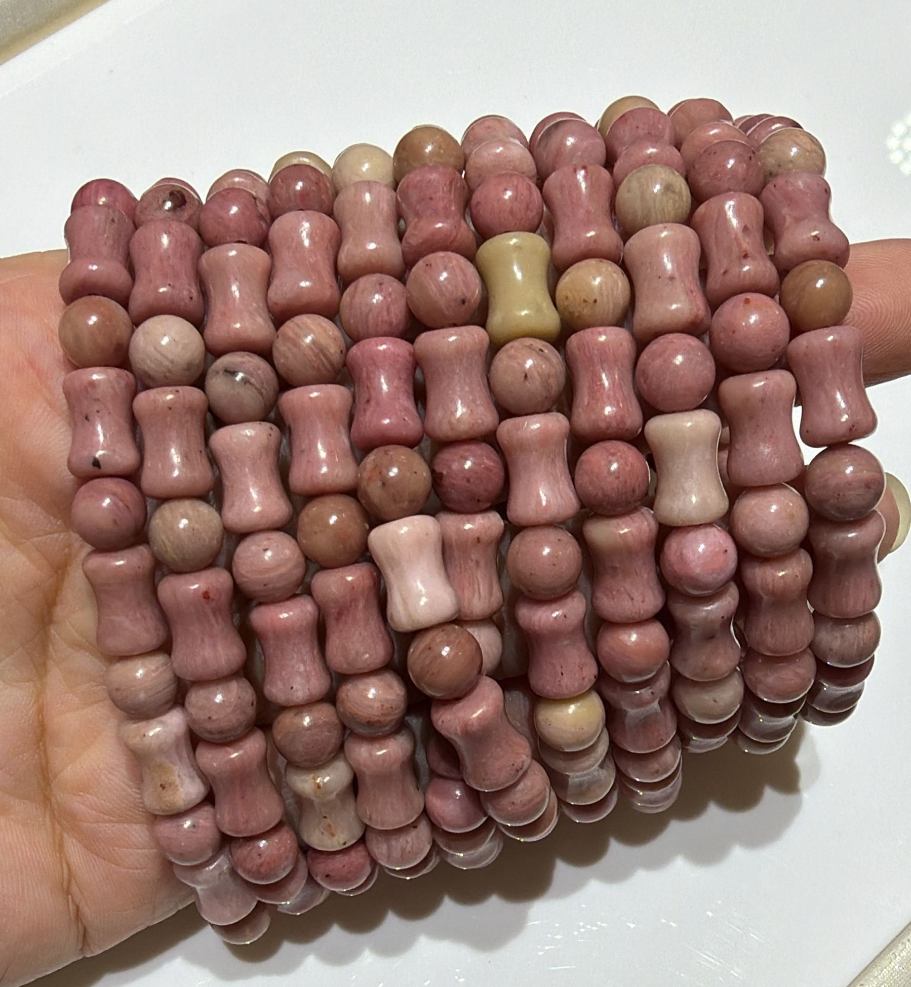 251115 -C58 阿根廷紅木紋石骨頭款手串