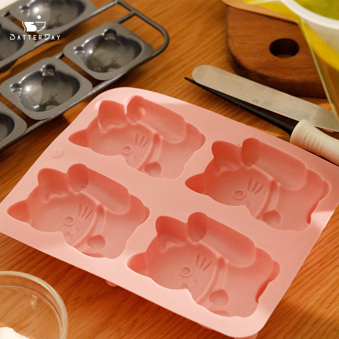 “焙日抹茶雞蛋糕粉X四連招財貓矽膠模”