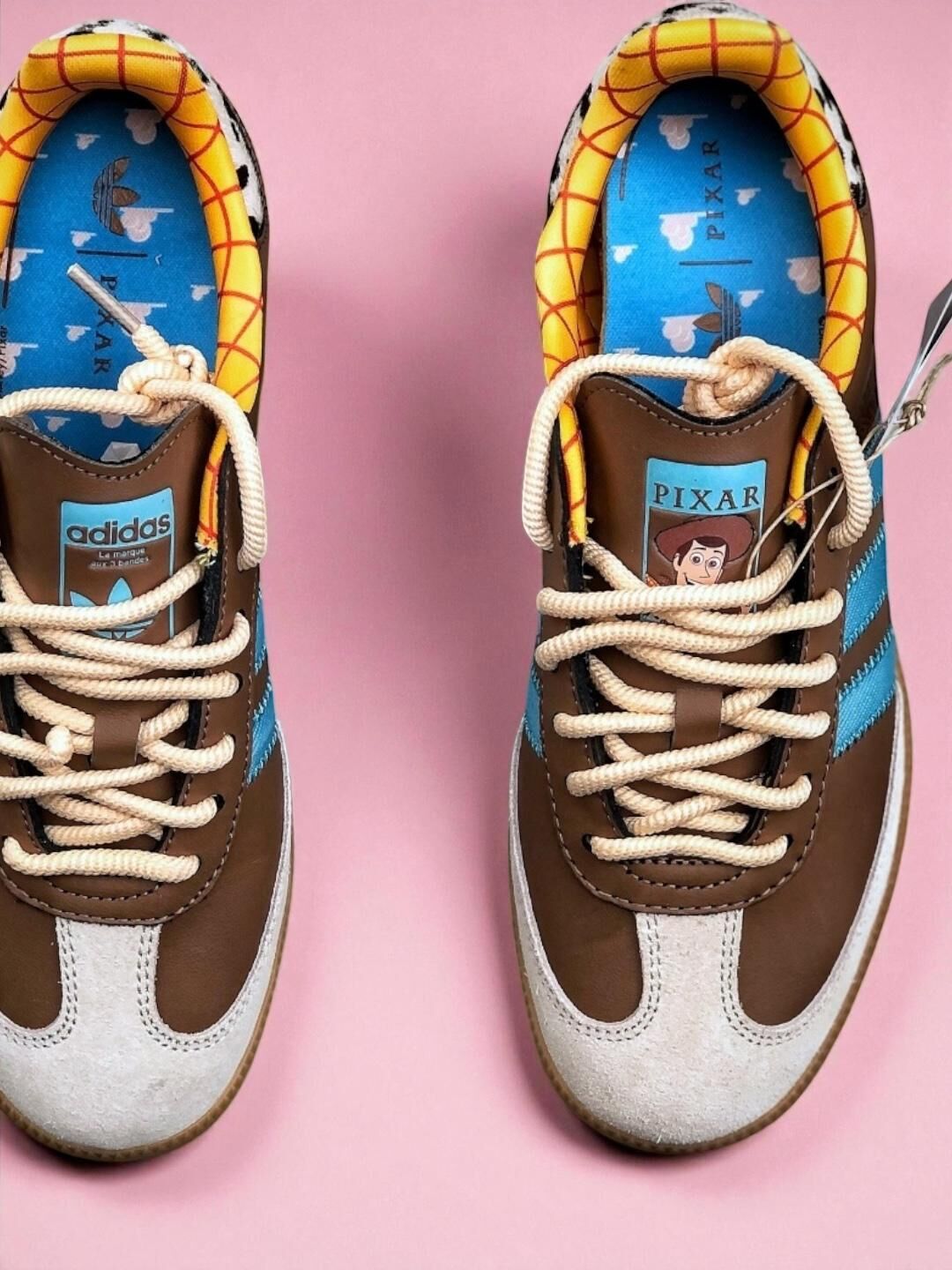 Toy Story x Adidas聯名款胡迪警長鞋