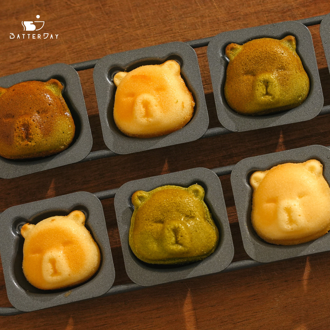 “焙日抹茶雞蛋糕粉Ｘ水豚君八連烤盤”