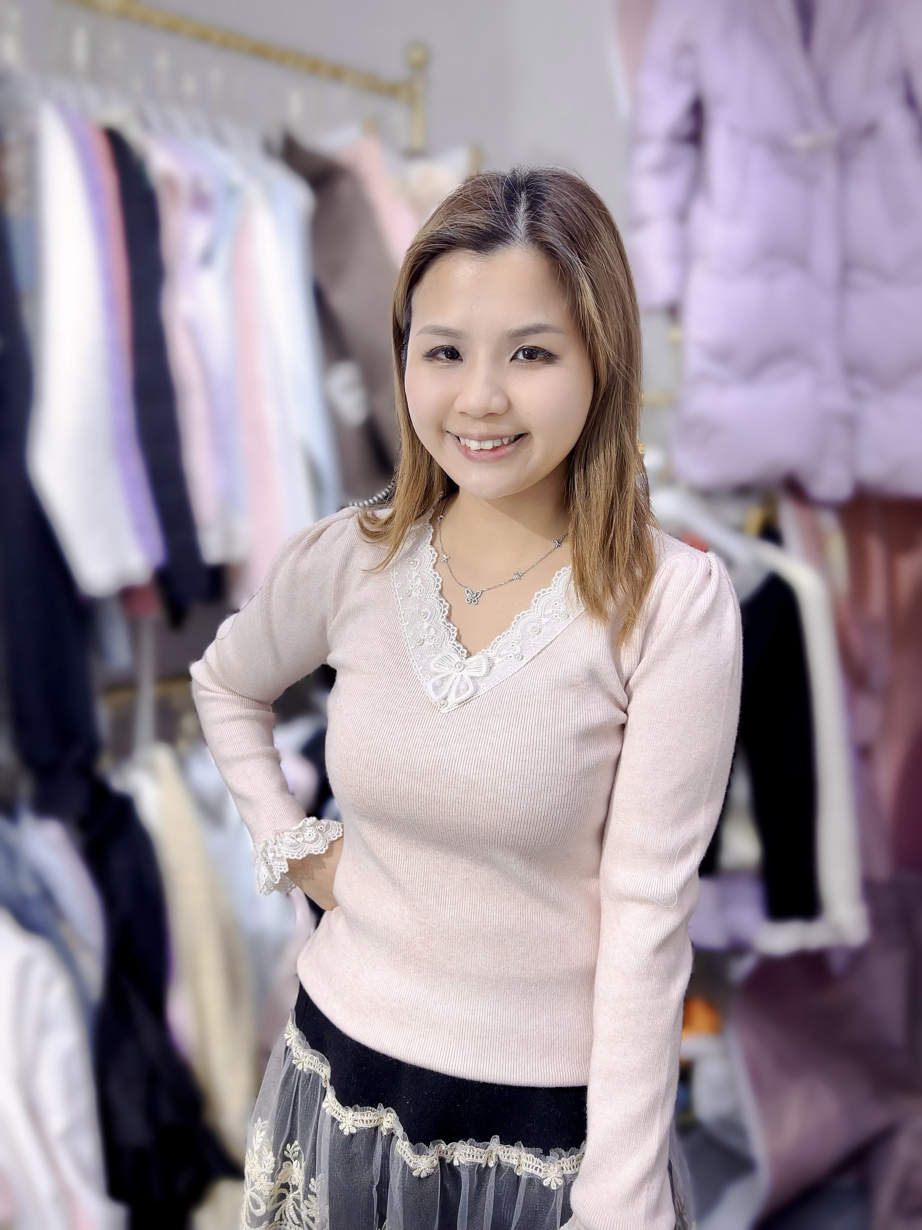 DE40  lace彈力T  胸34-46 長22  原價$249