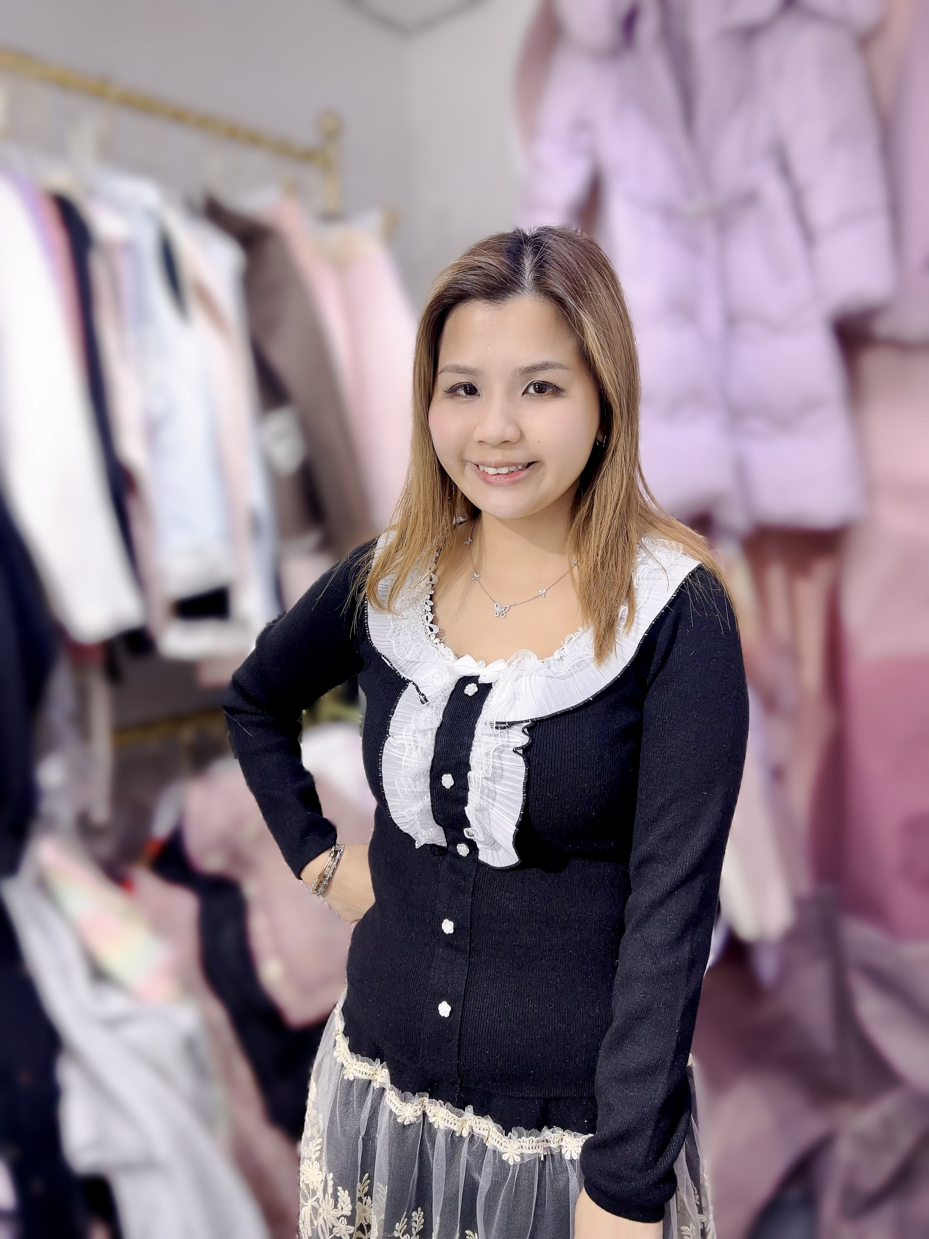 DE03   針織  胸34-44 長21  原價  $219