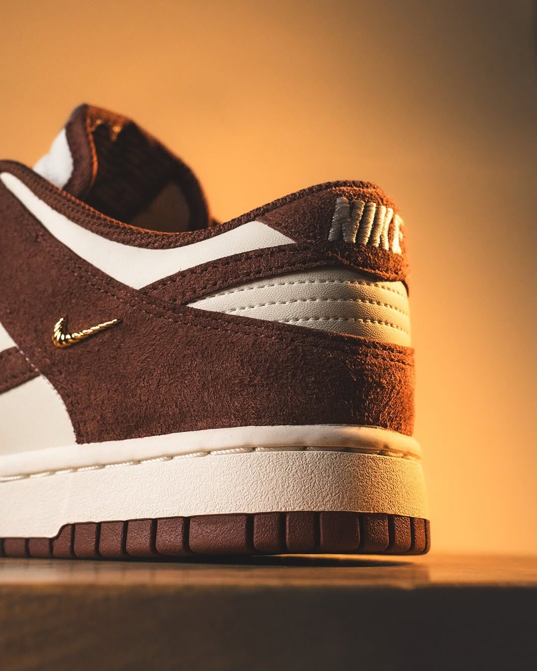 (預訂) Nike Dunk Low - Red Sepia Gold Mini Swoosh
