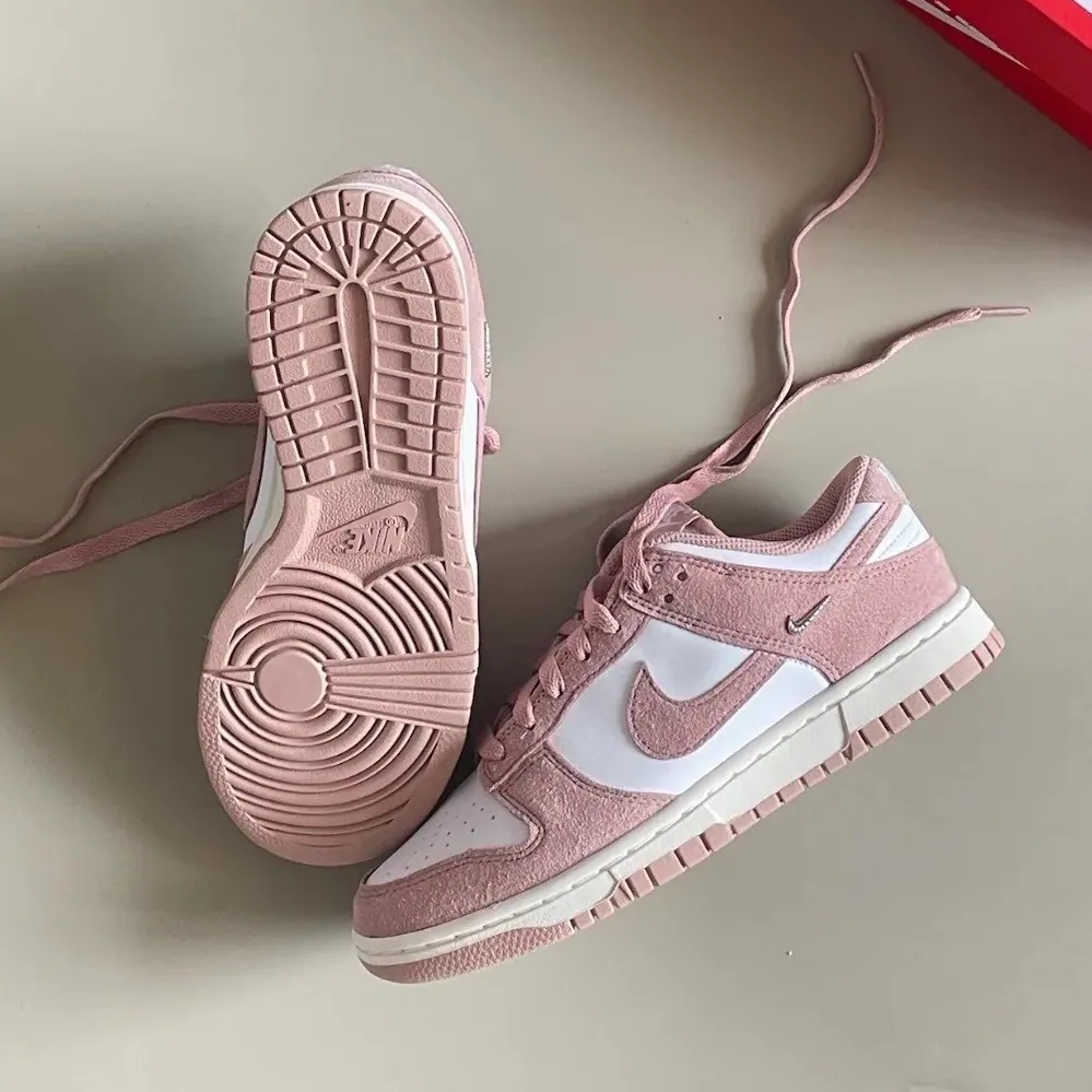 (預訂) Nike Dunk Low - Rose Whisper Gold Mini Swoosh