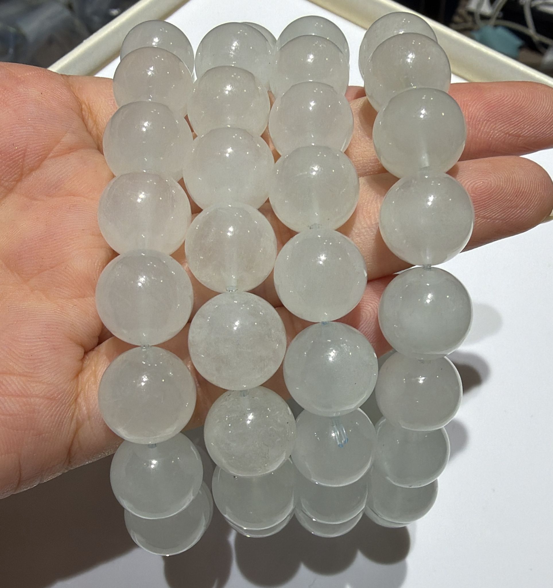 251115 - C98 12mm+冰川藍海藍寶手串