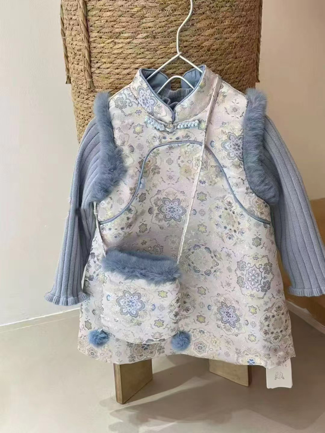 藍色直條內搭毛衣/中式花花毛毛加厚旗袍