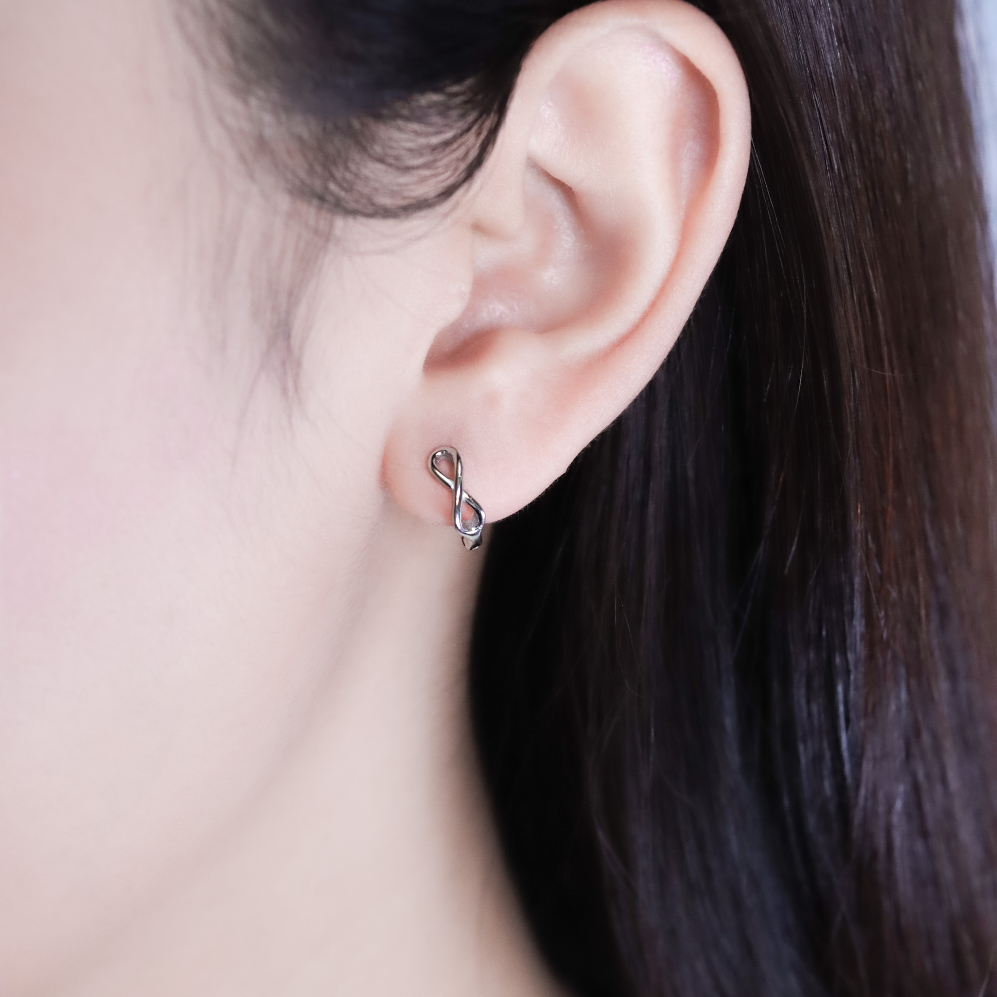 | 925純銀・白金 | 簡單無止境耳環 | EA1066 |