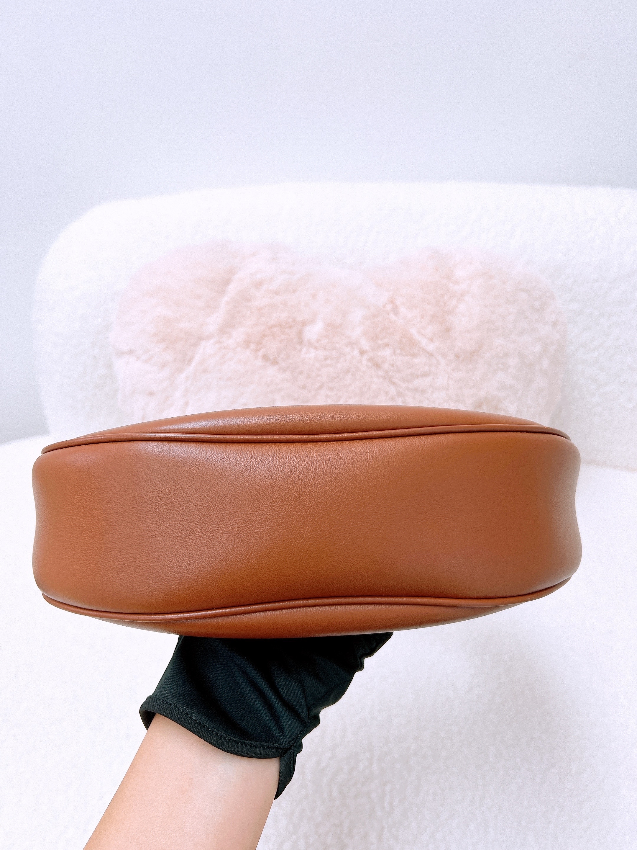 Celine ava triomphe tan