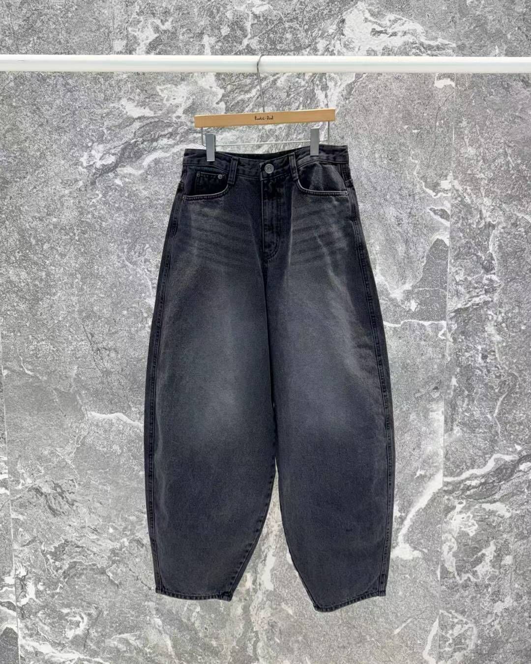 RB5209 灰黑貓鬚繭型牛仔褲