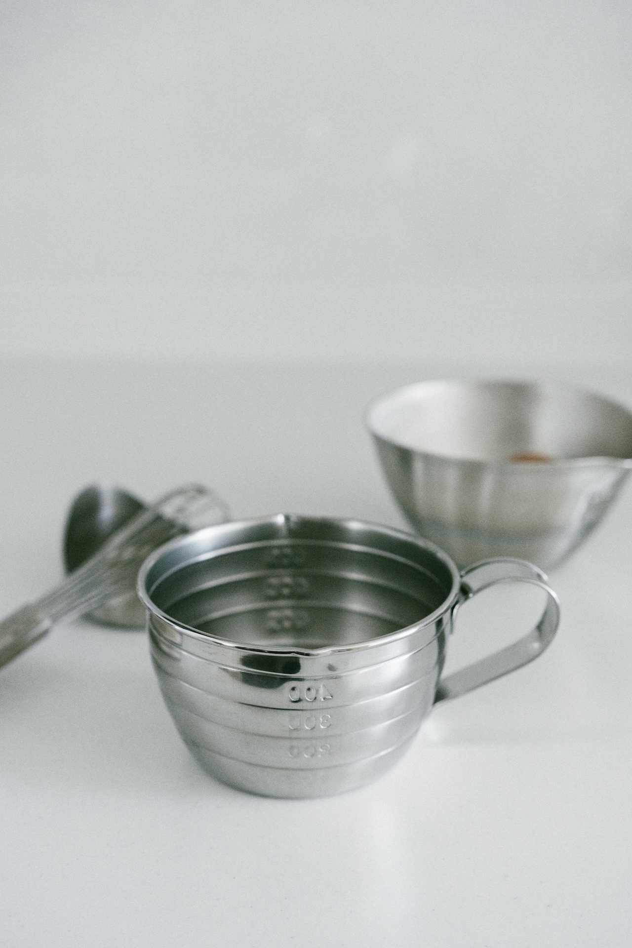 吉川金屬YOSHIKAWA日本製雙出水口不鏽鋼超直觀內外刻度量杯